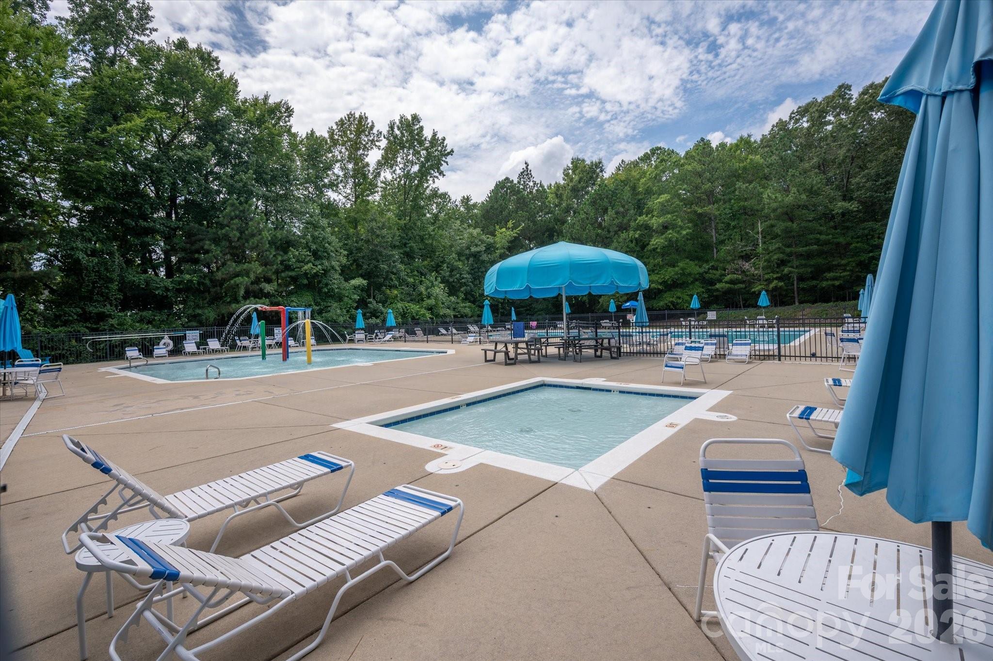 4134 Oakton Ridge Court — Matthews