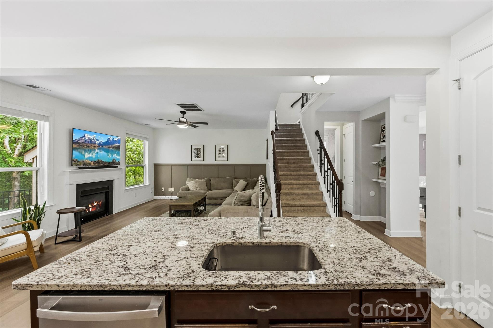 7116 Toxaway Lane — Charlotte