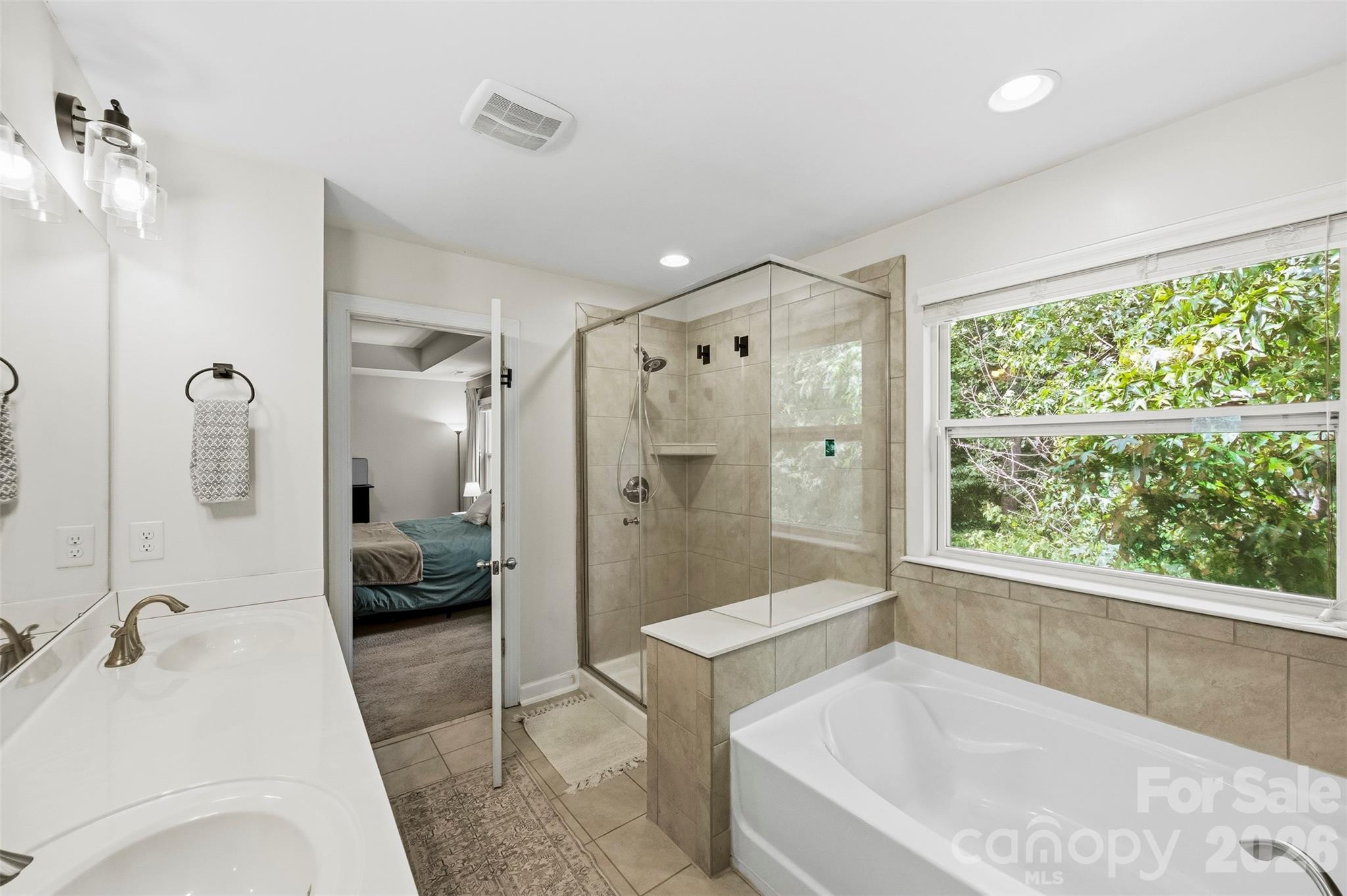 7116 Toxaway Lane — Charlotte