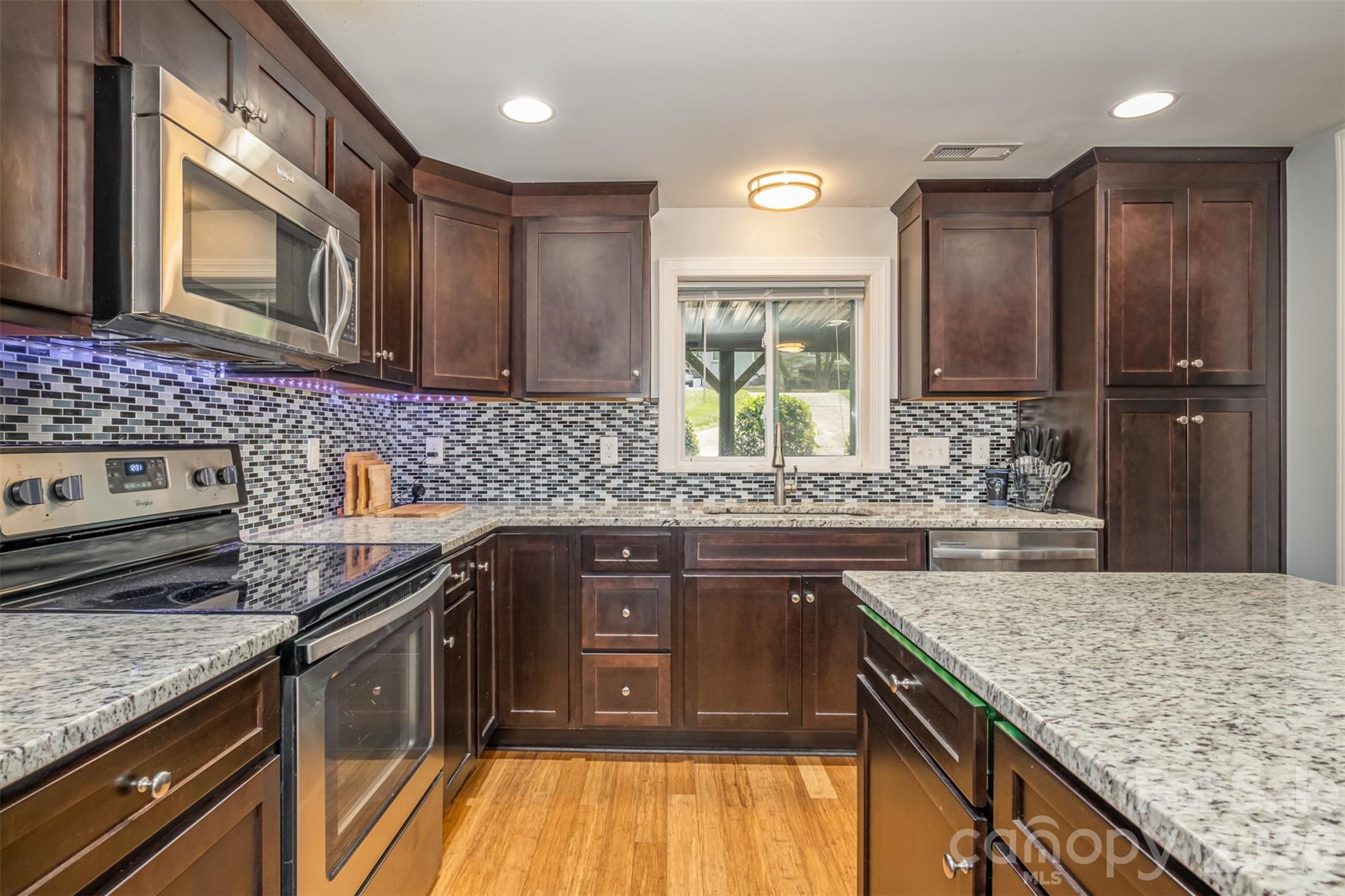 6200 Old Providence Road — Charlotte
