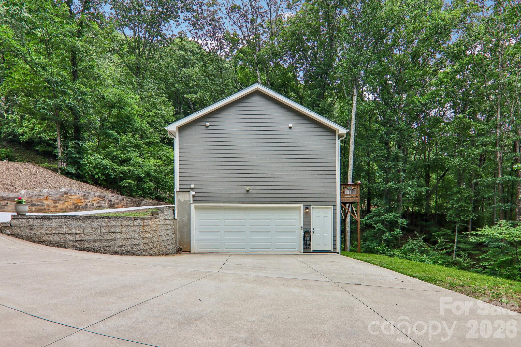 49 Wilderness Trail — Candler