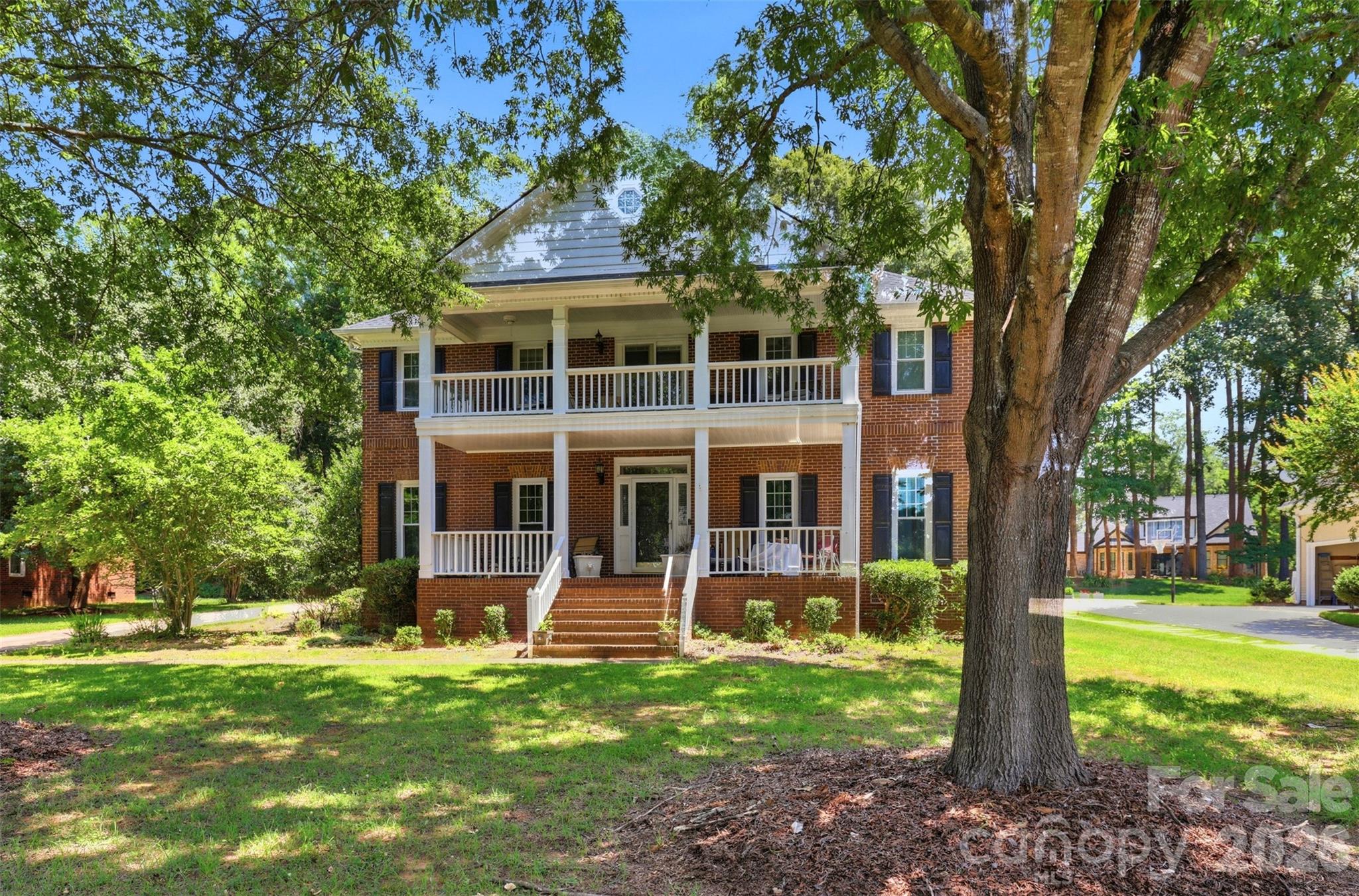 5400 Berrywood Lane — Monroe