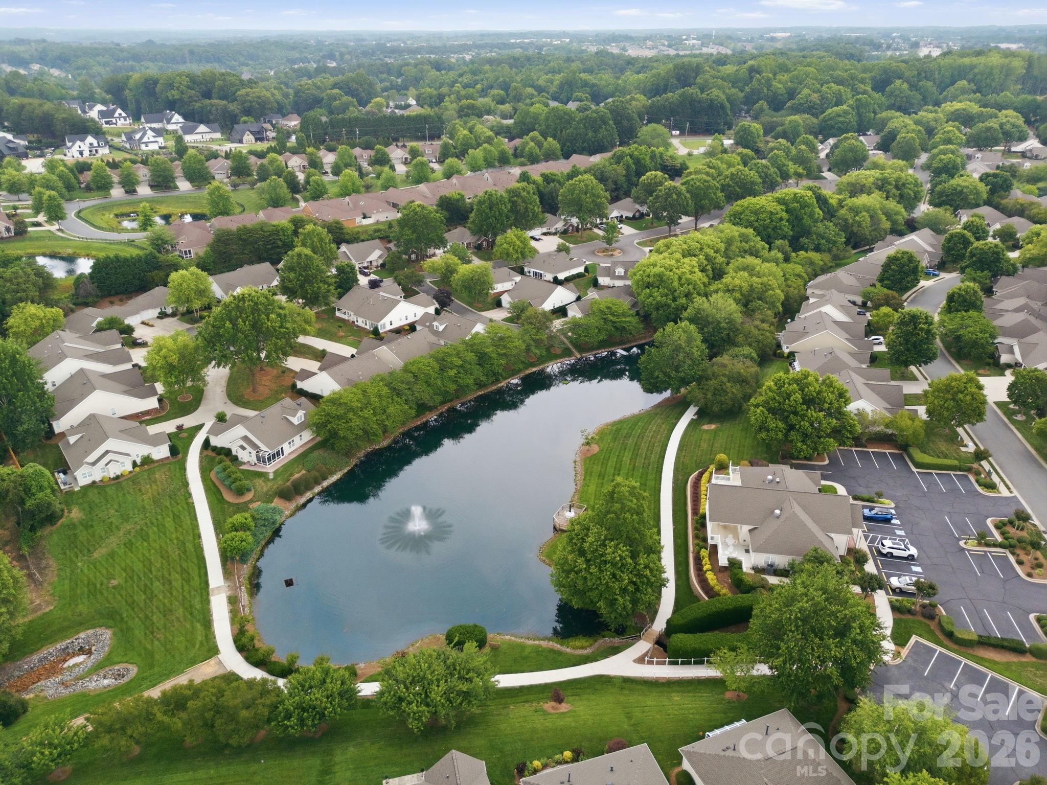 228 Oak Village Parkway — Mooresville