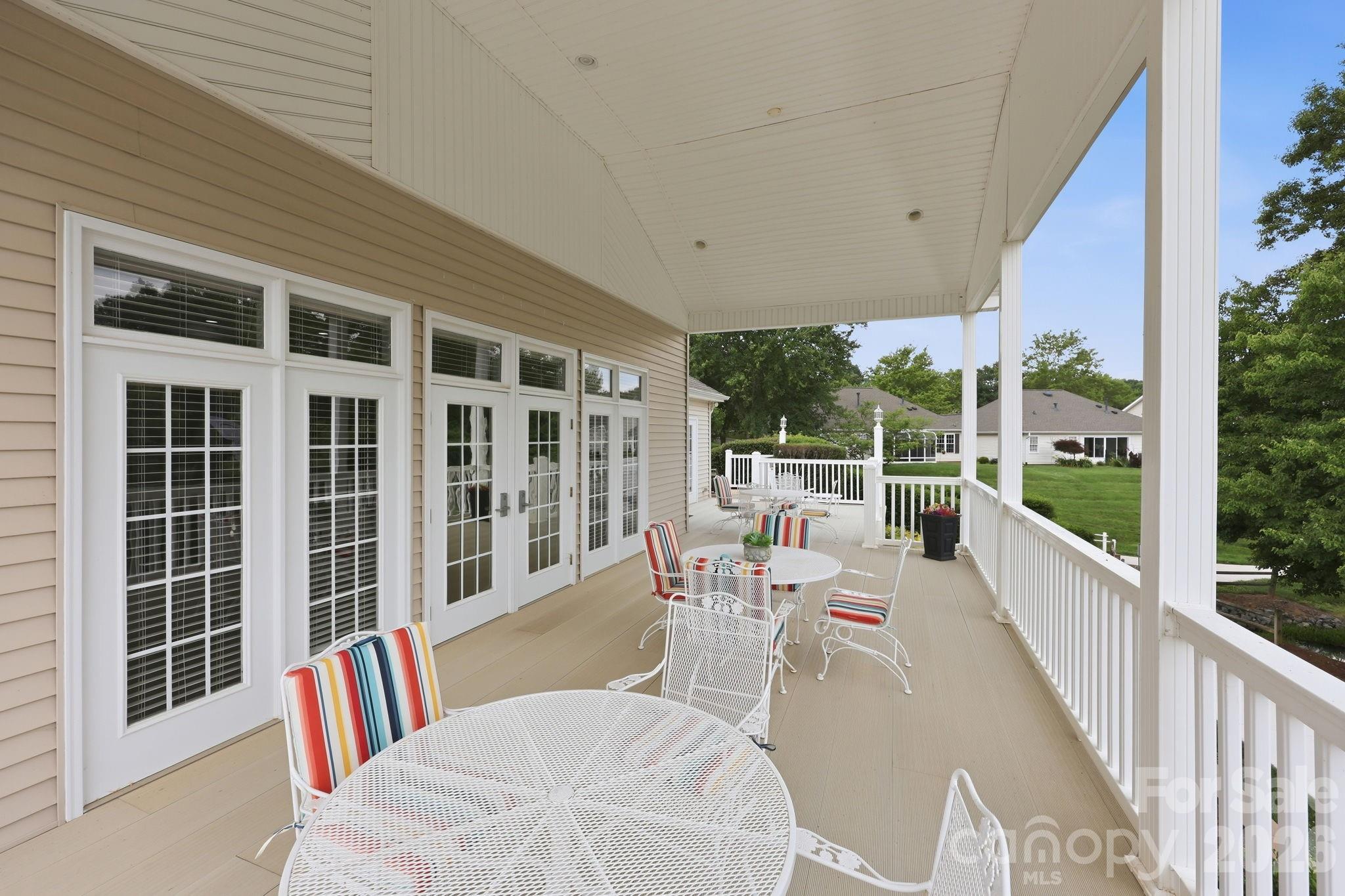 228 Oak Village Parkway — Mooresville