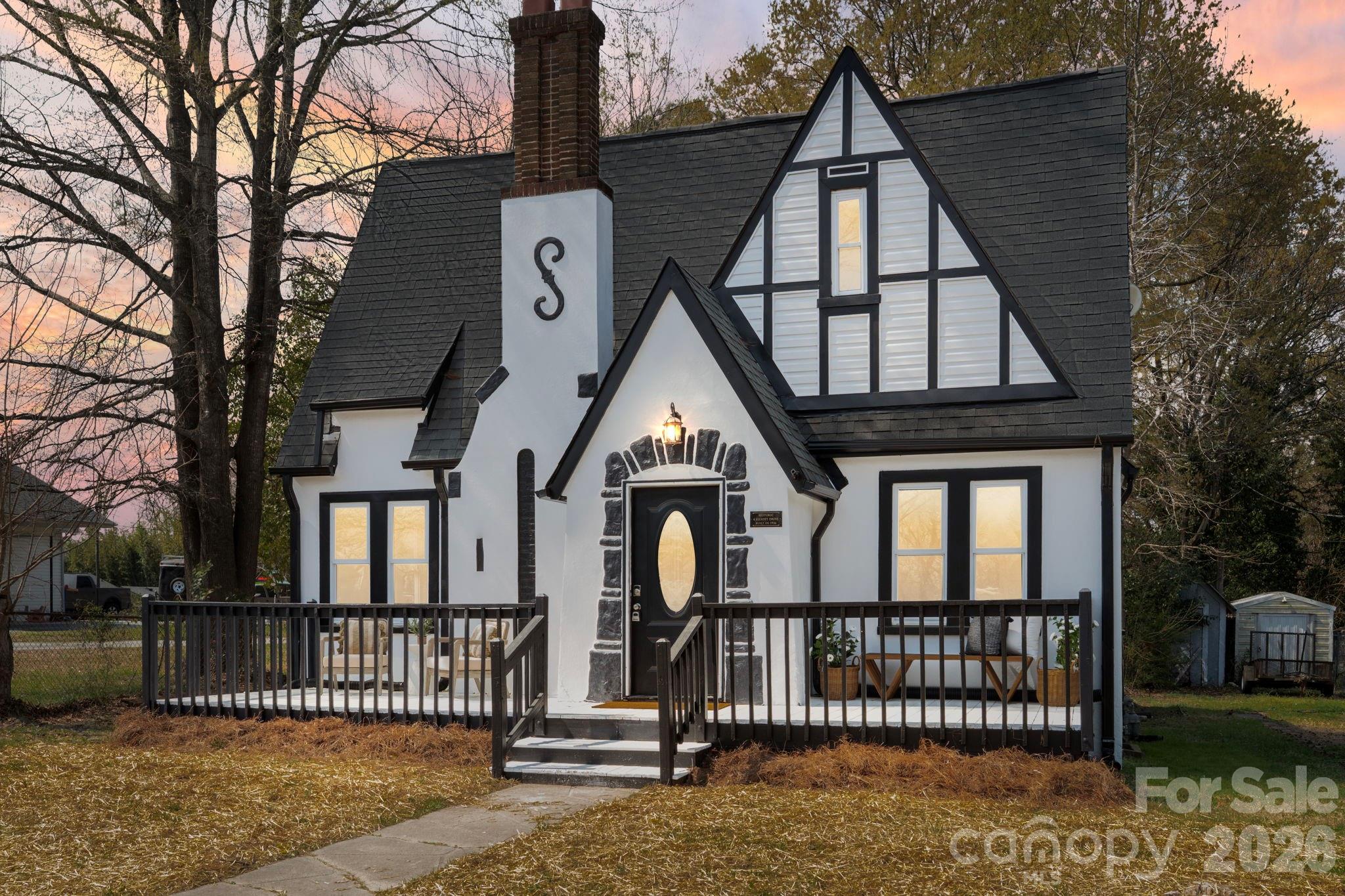 4 Elliott Drive — Thomasville