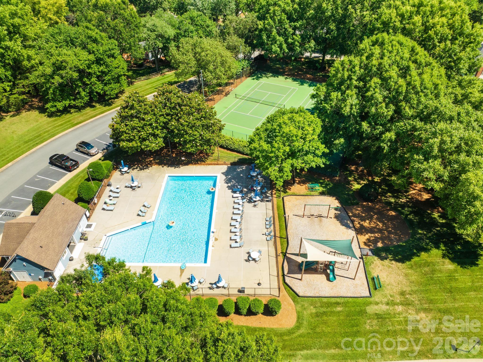 141 Ashford Hollow Lane — Mooresville
