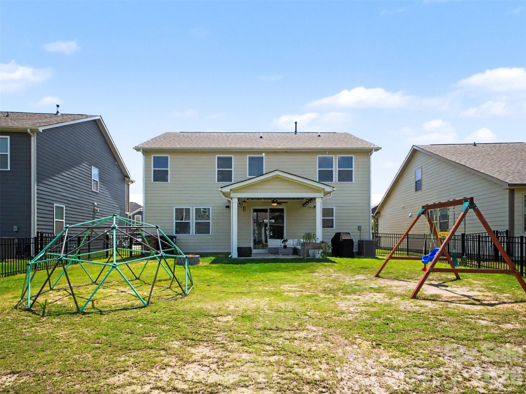 1331 Tollcross Road — Indian Trail