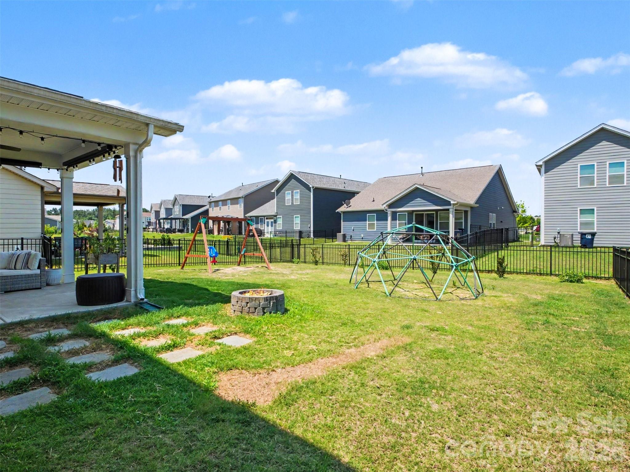 1331 Tollcross Road — Indian Trail