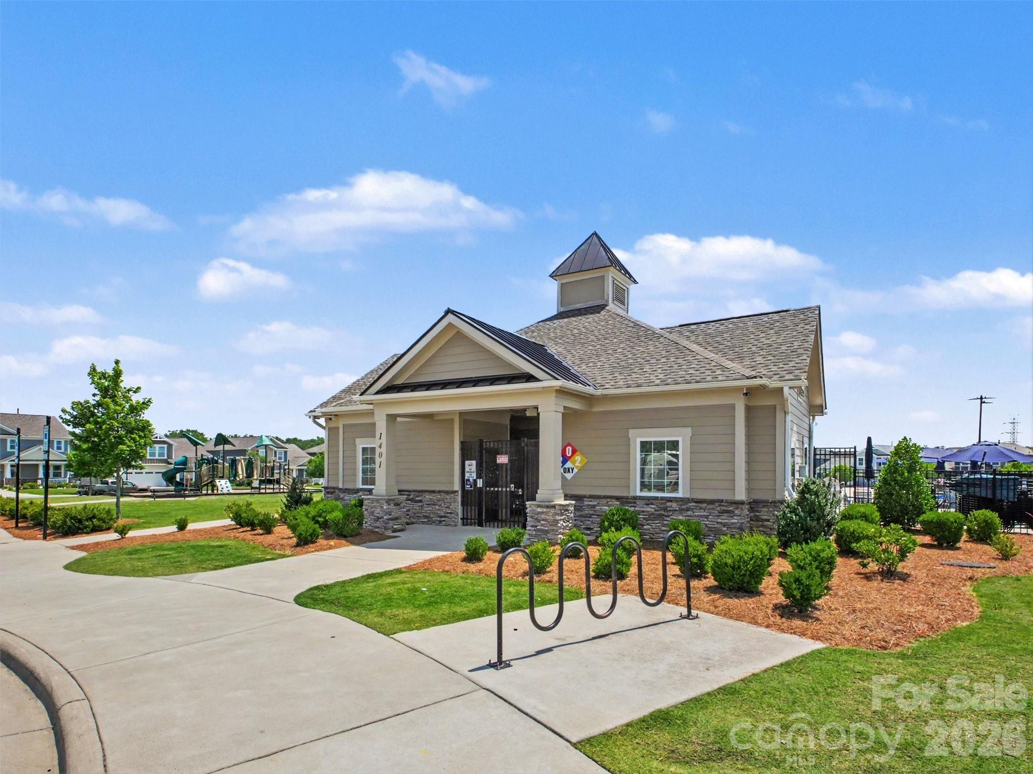 1331 Tollcross Road — Indian Trail