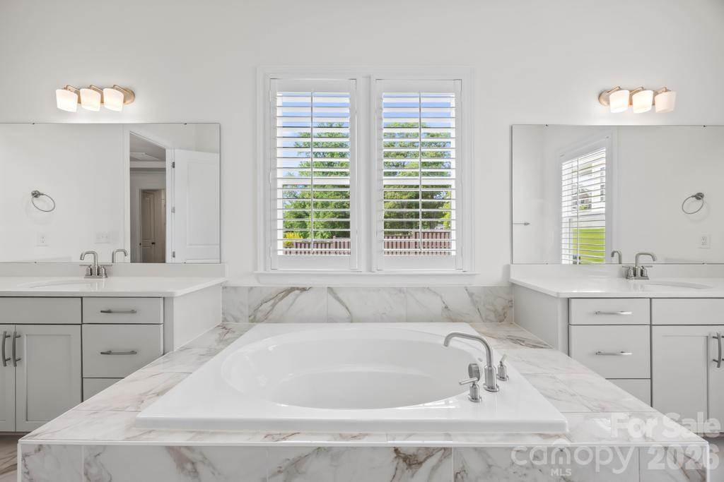 7186 Sumters Camp Trail — Fort Mill