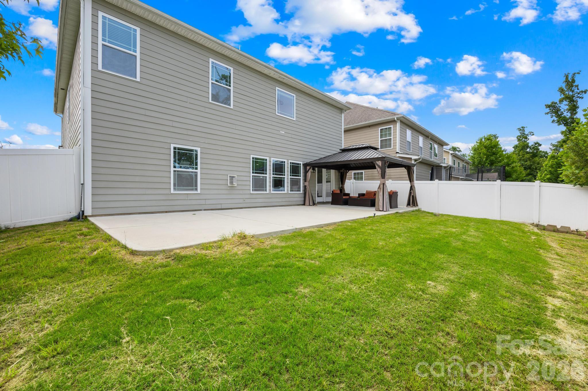 1042 DINA Drive — Fort Mill
