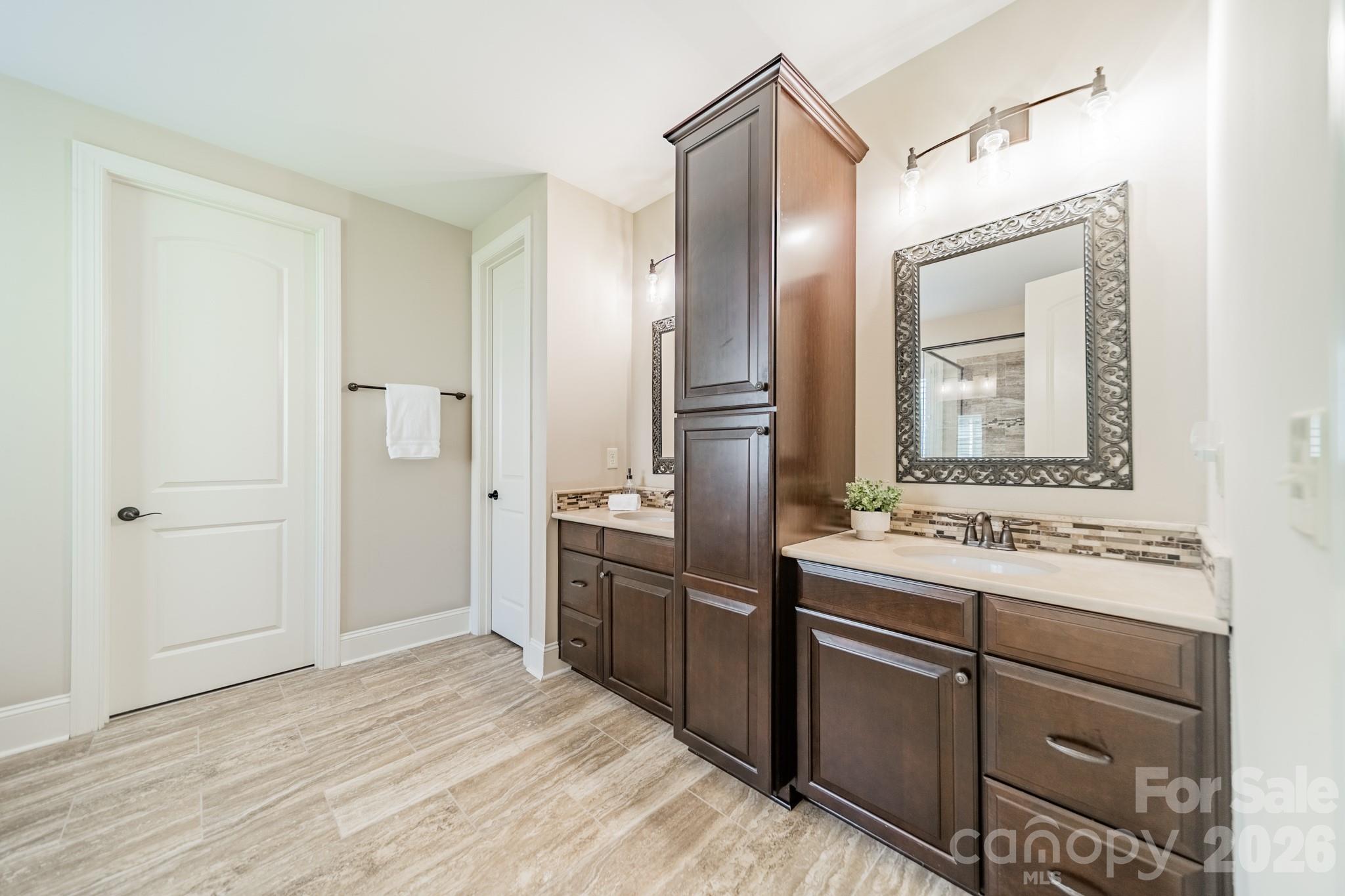 415 Five Leaf Lane — Waxhaw
