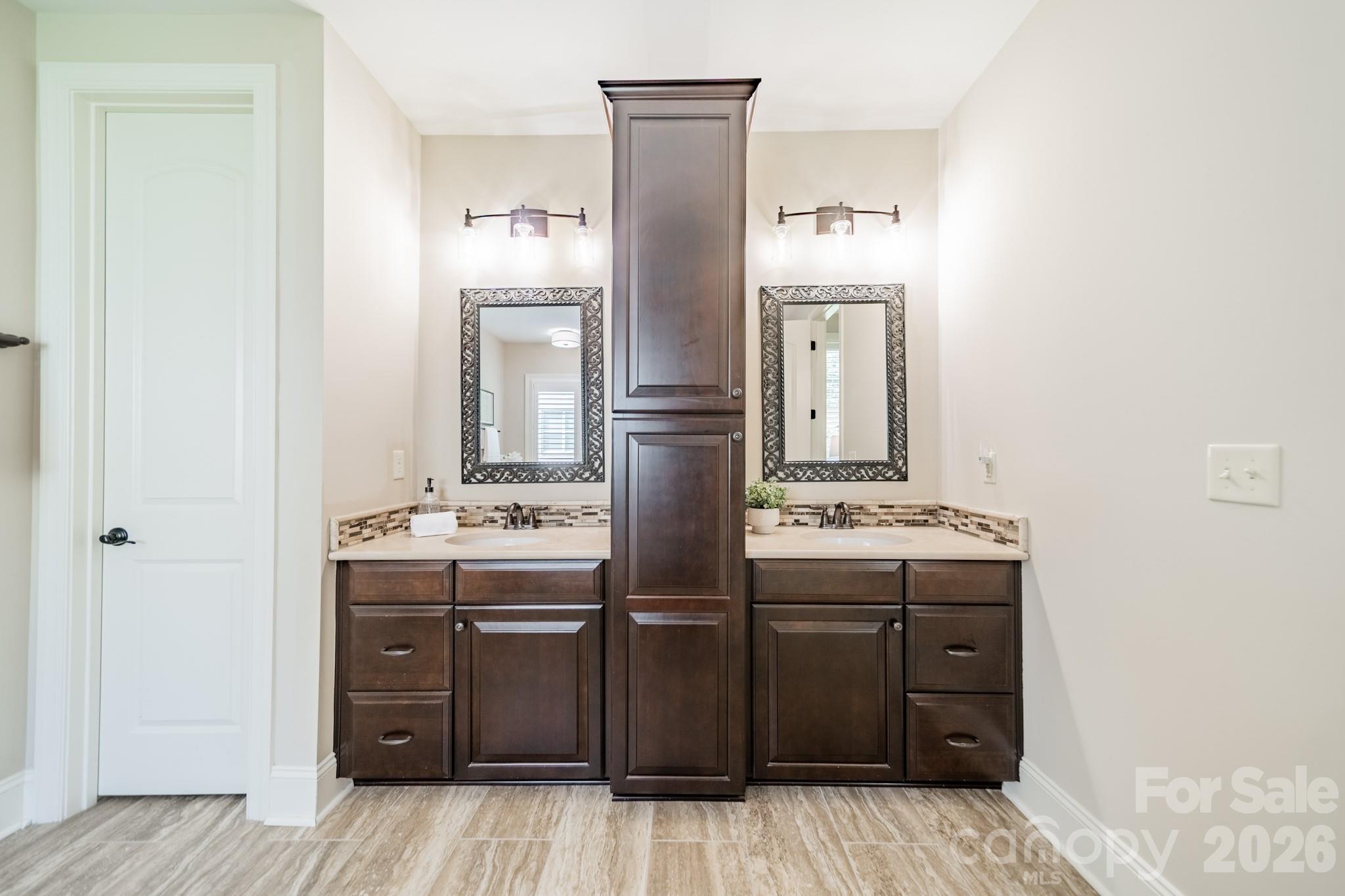 415 Five Leaf Lane — Waxhaw