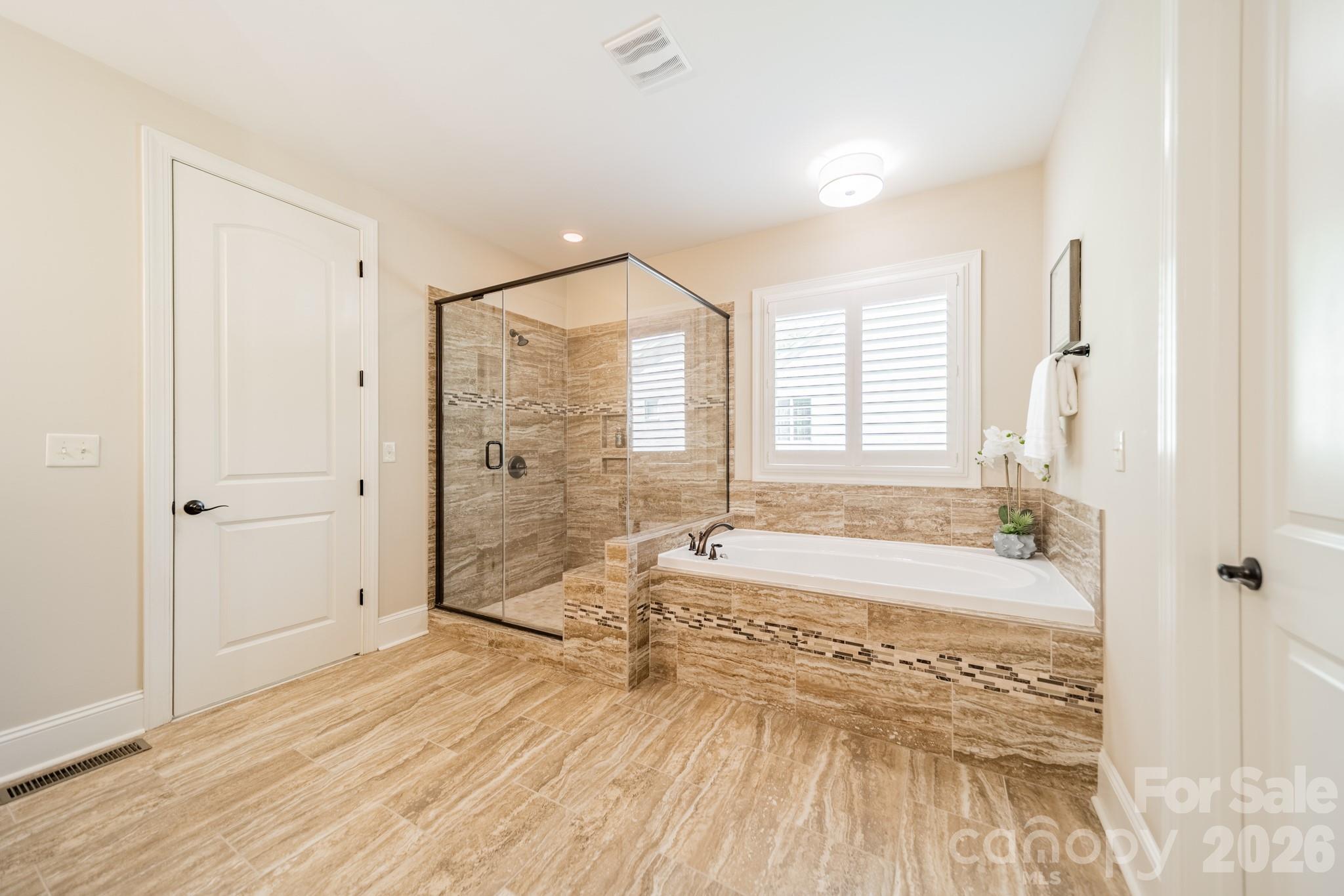 415 Five Leaf Lane — Waxhaw