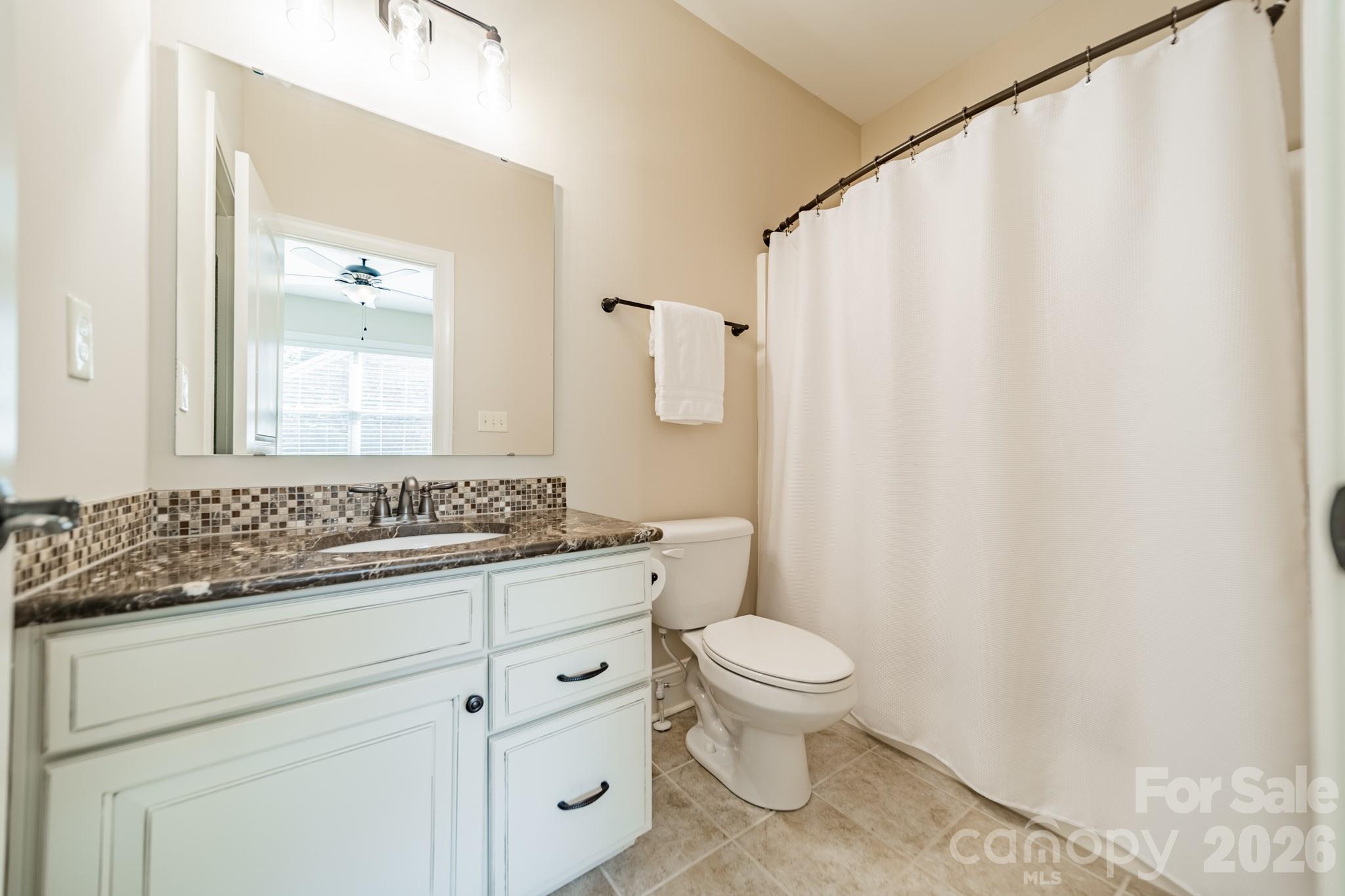 415 Five Leaf Lane — Waxhaw