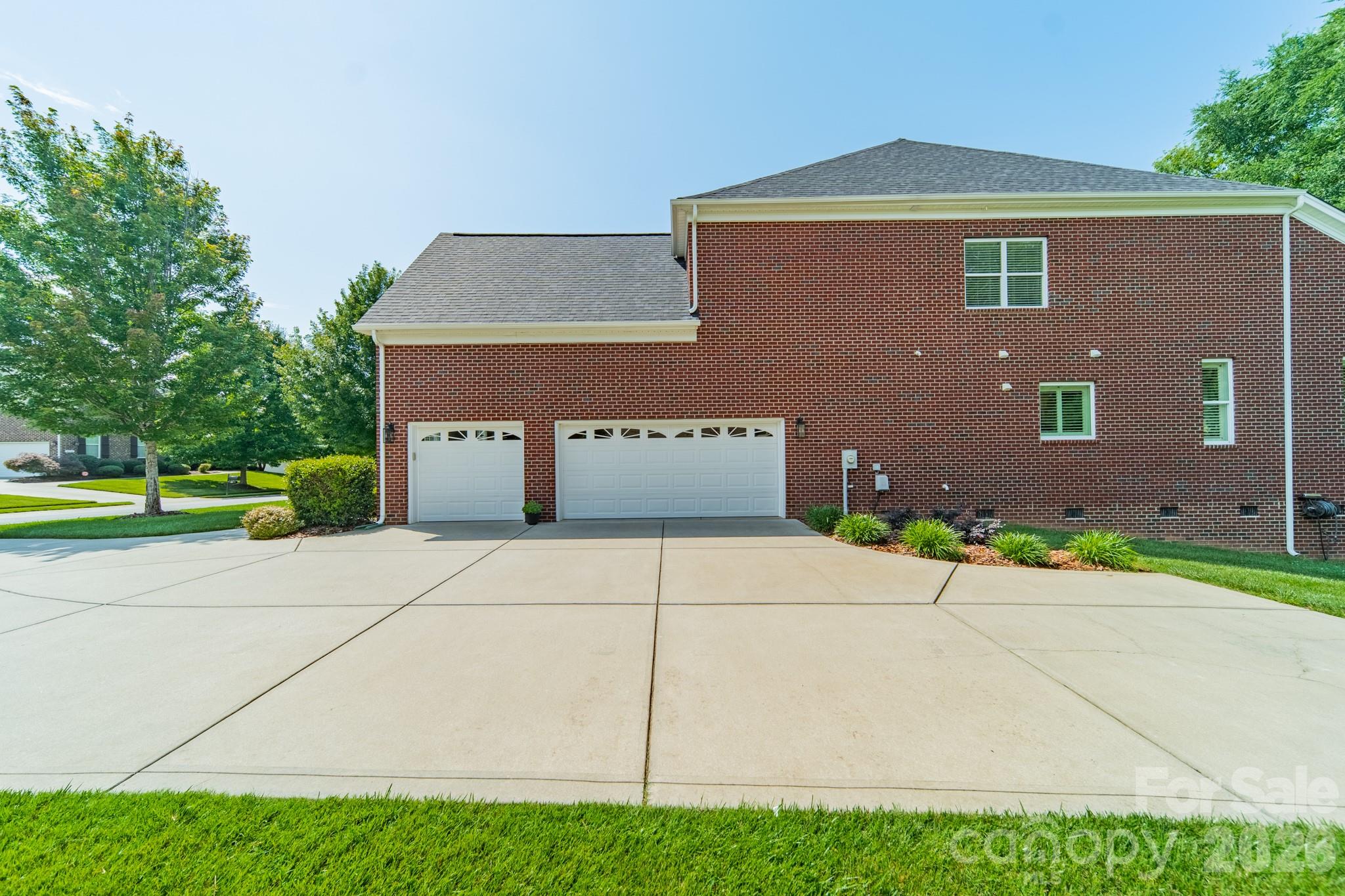 415 Five Leaf Lane — Waxhaw