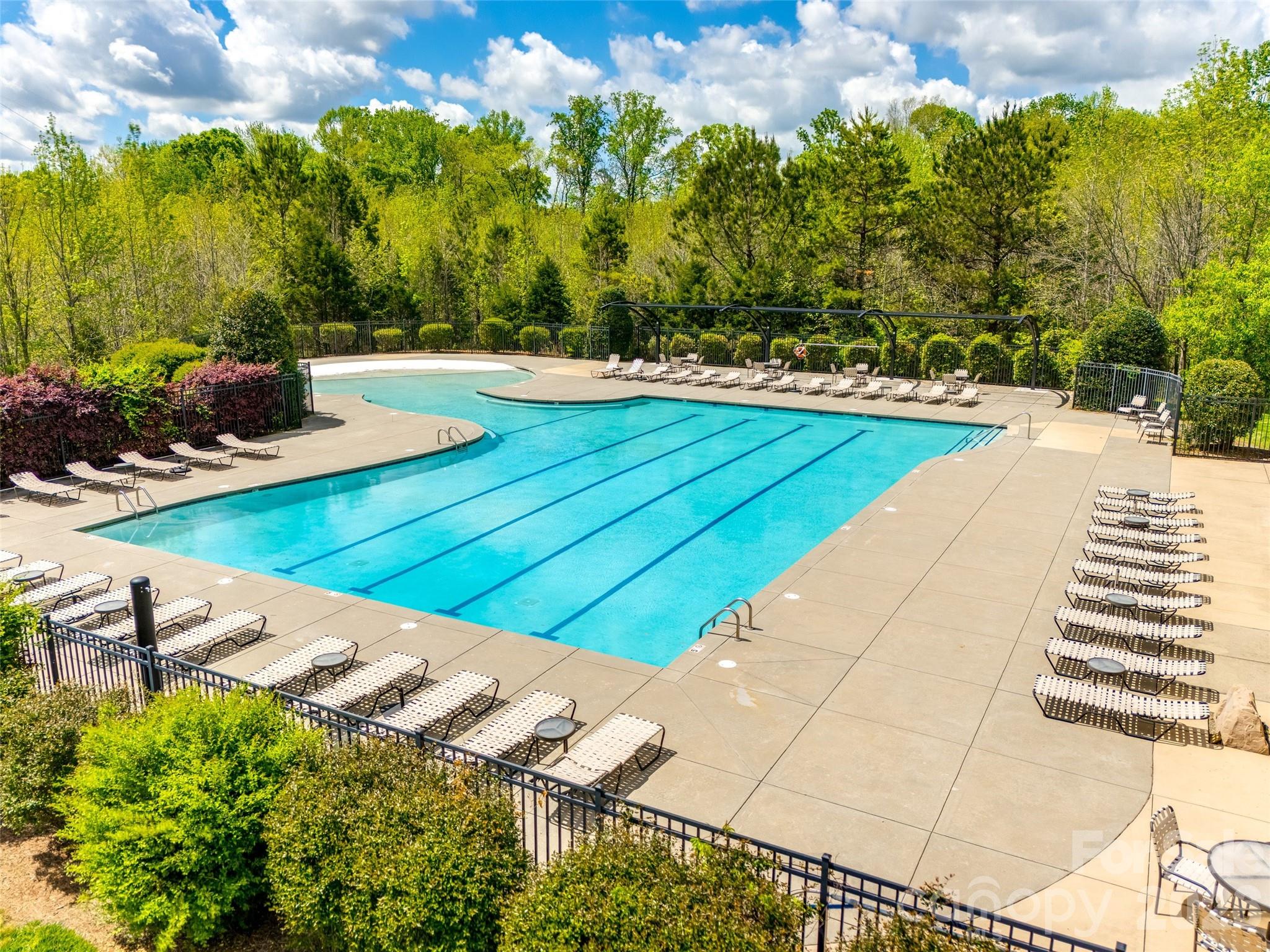 415 Five Leaf Lane — Waxhaw