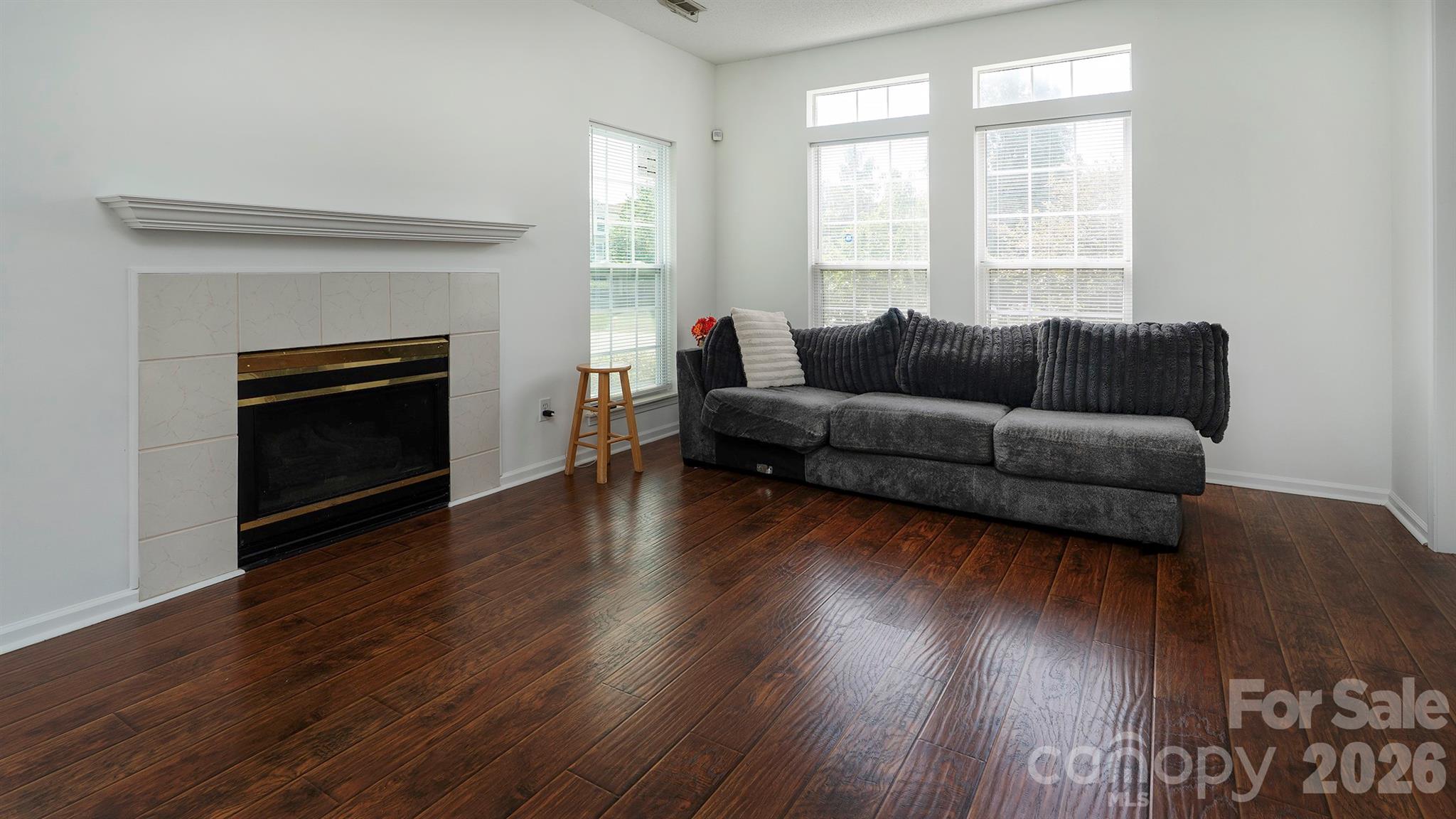 11807 Song Sparrow Lane — Charlotte