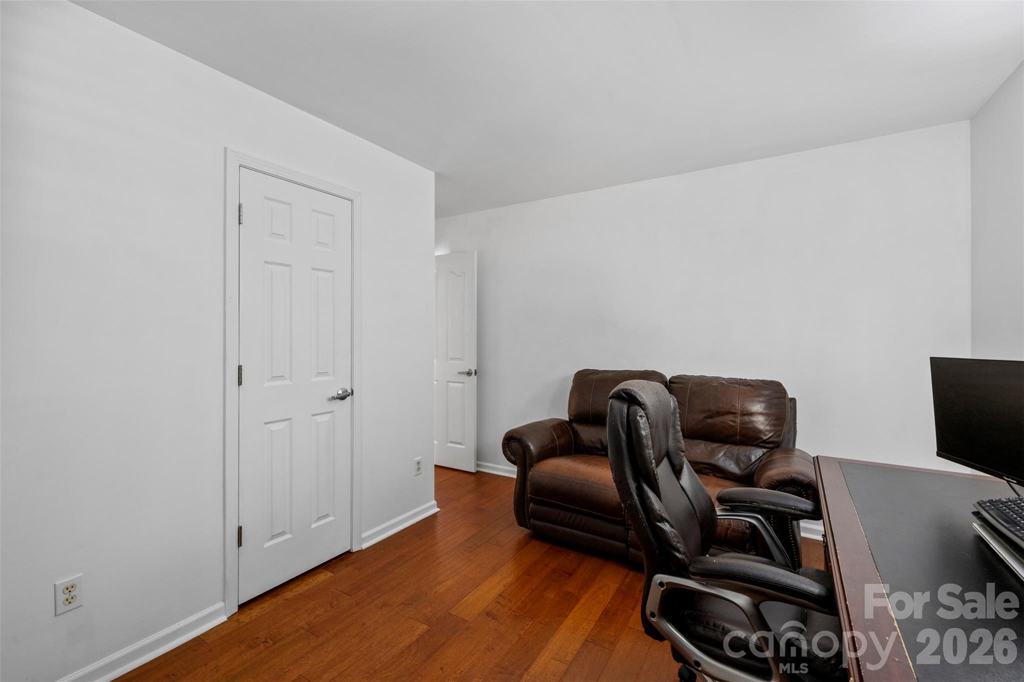 4313 Bubbling Brook Court — Charlotte