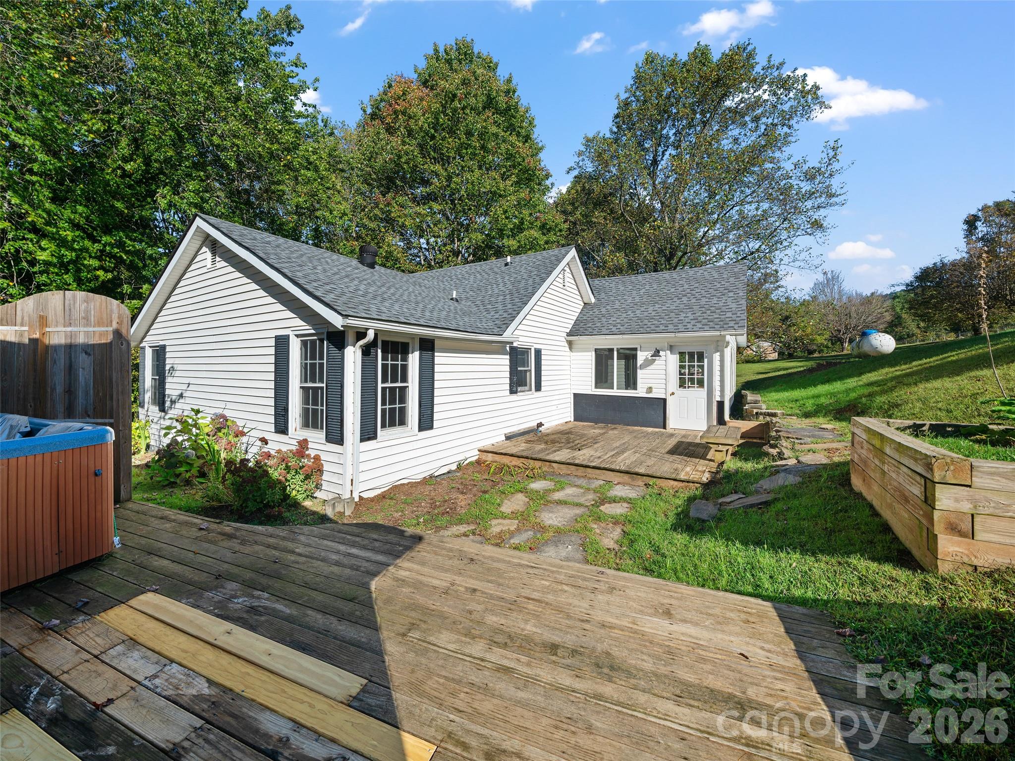 370 Bear Creek Church Road — Bakersville