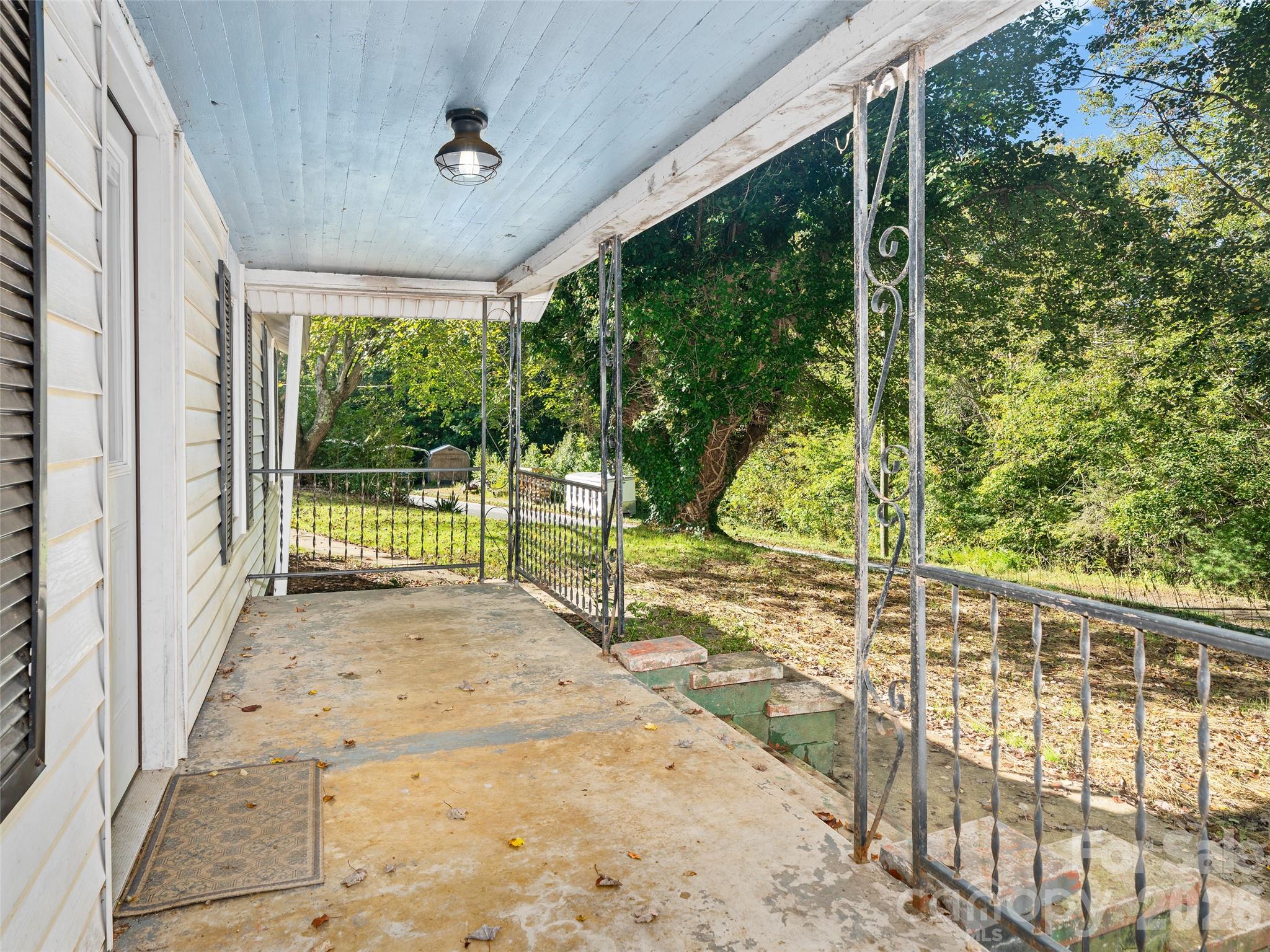 370 Bear Creek Church Road — Bakersville
