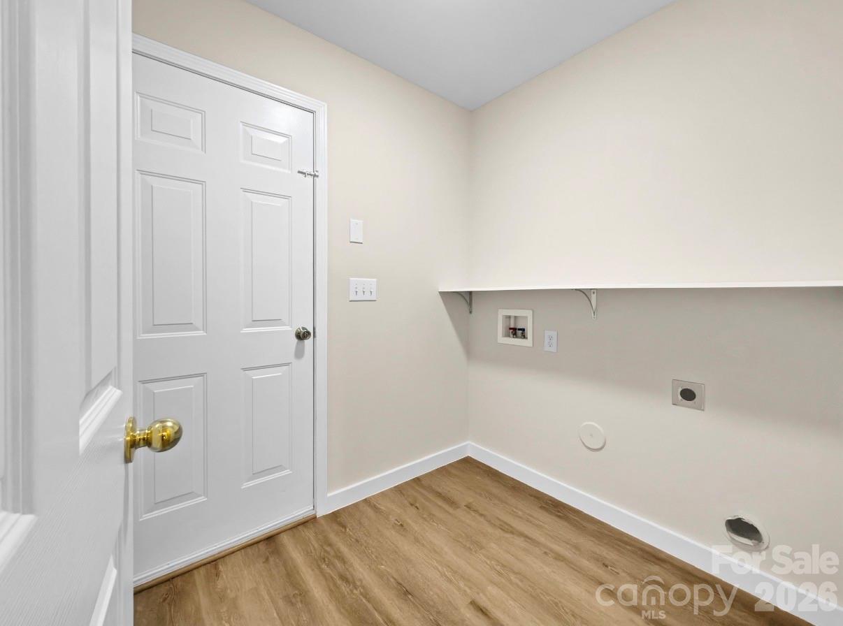 1843 Rustic Barn Drive — Huntersville