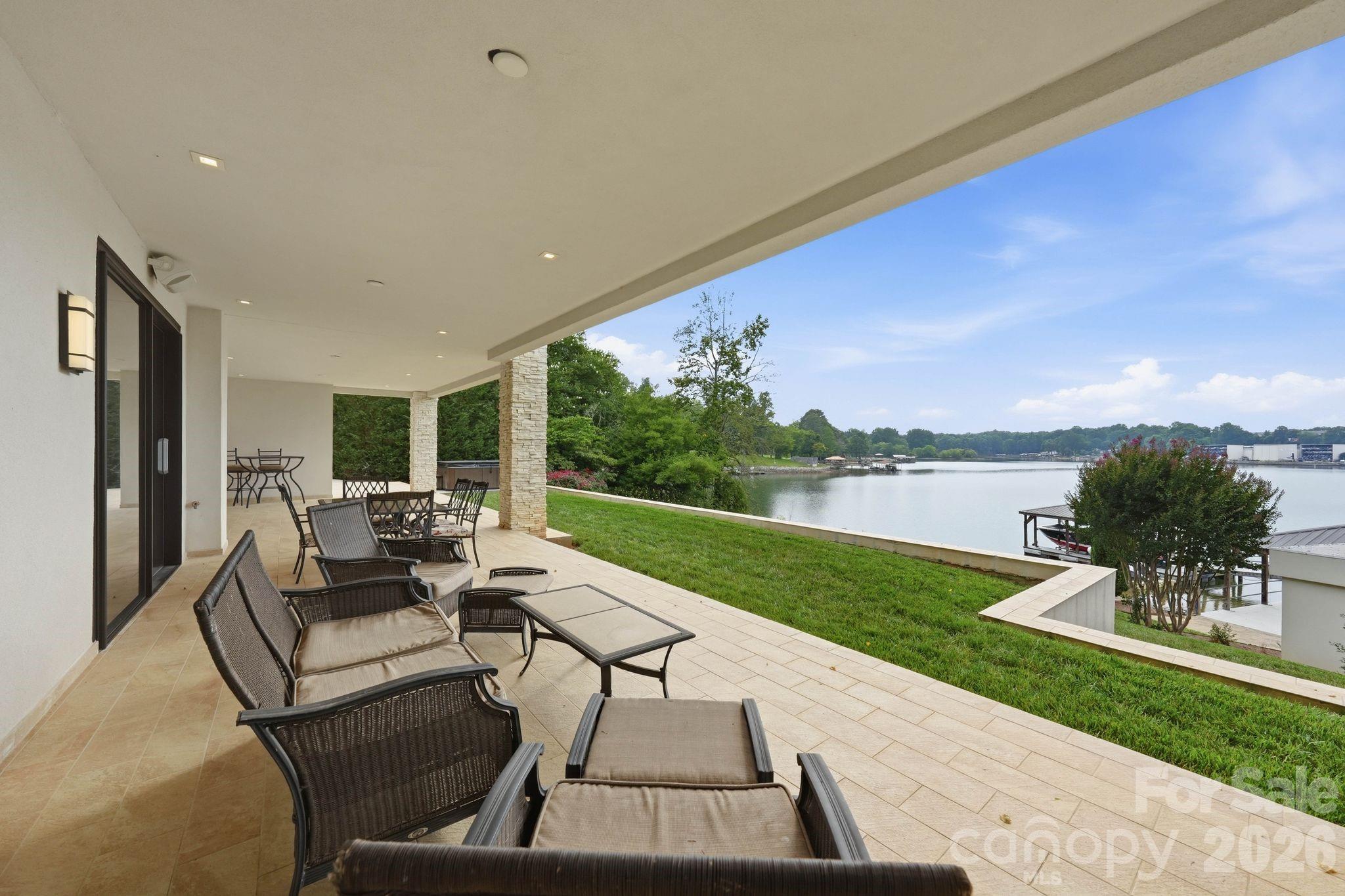 7272 Lynbrook Circle — Denver