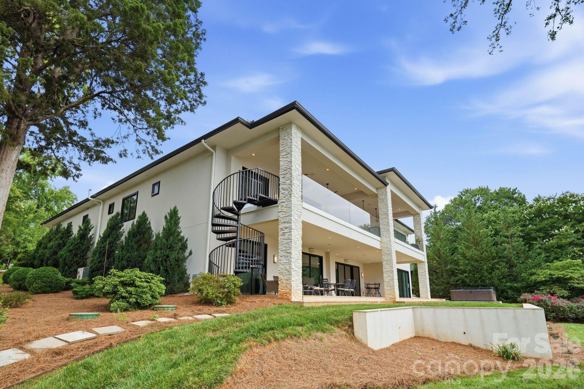7272 Lynbrook Circle — Denver