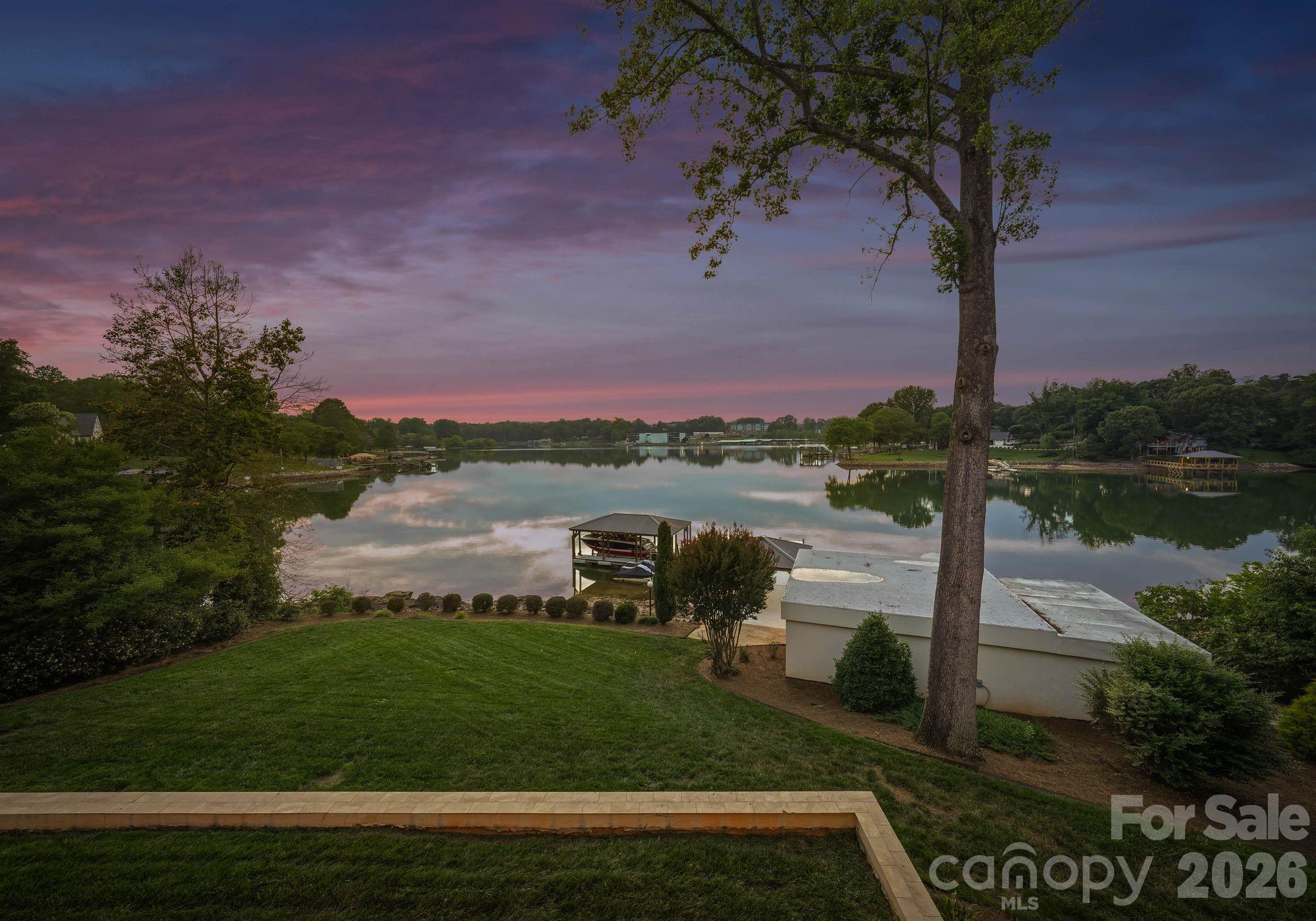 7272 Lynbrook Circle — Denver