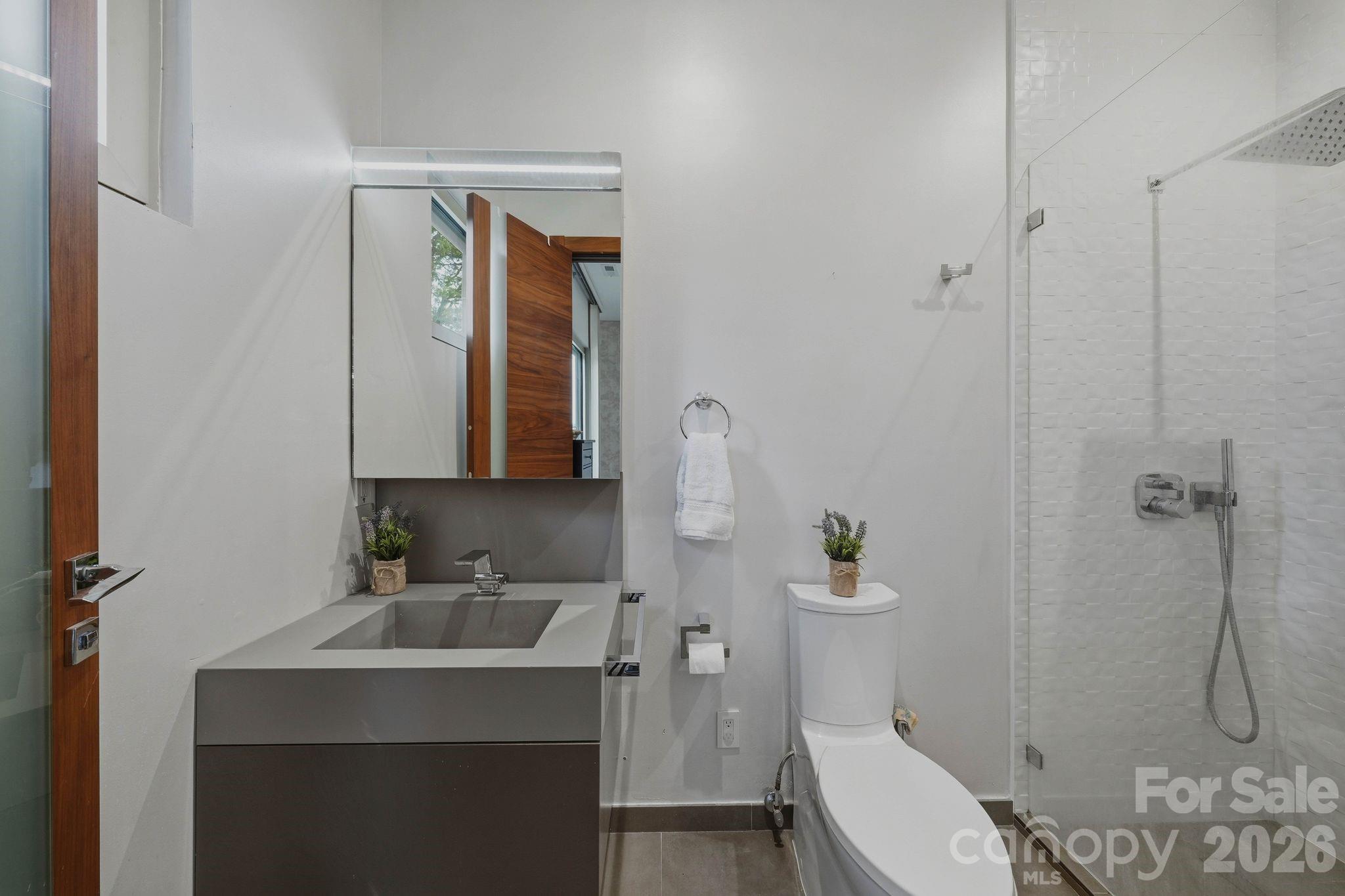 7272 Lynbrook Circle — Denver