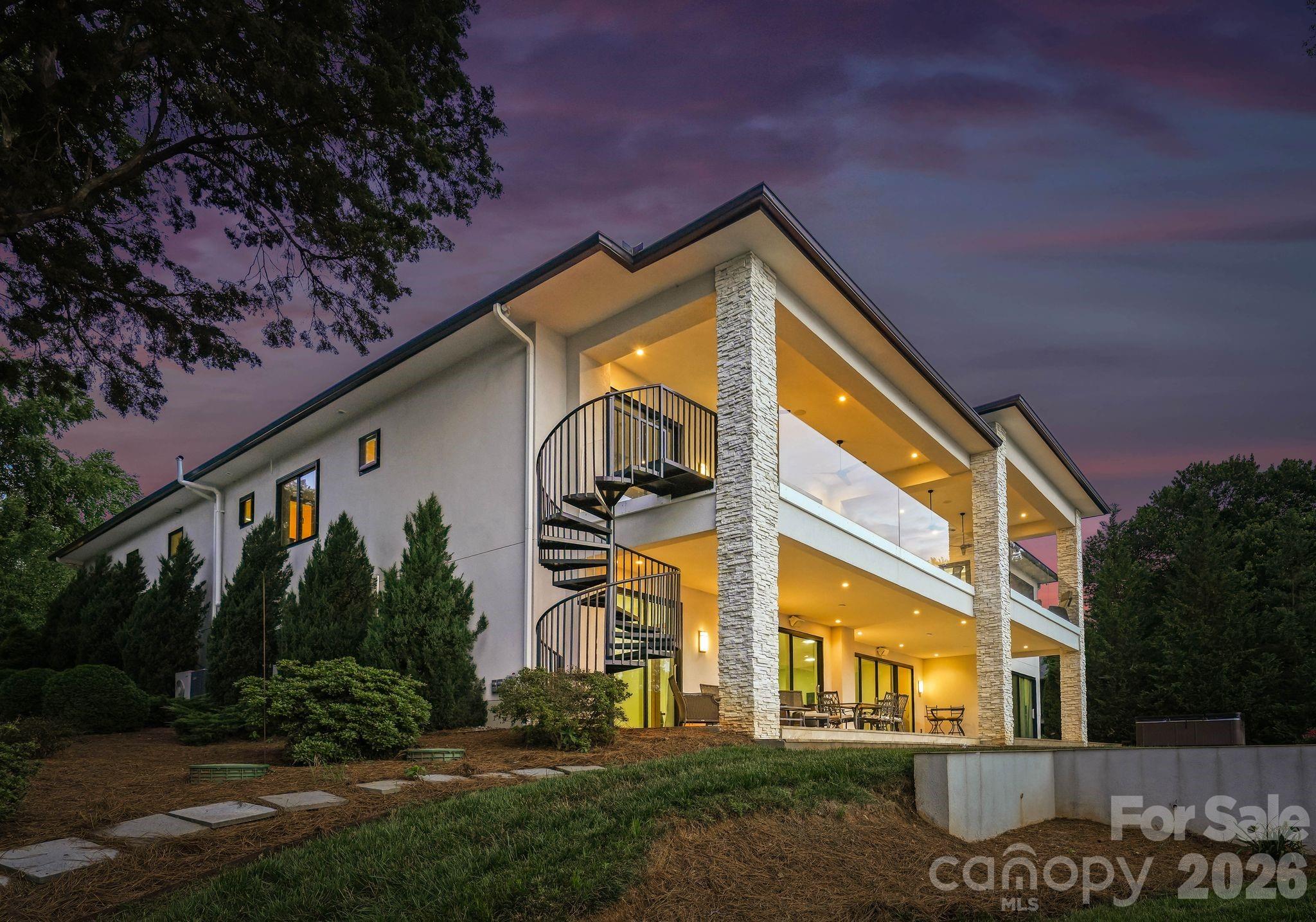 7272 Lynbrook Circle — Denver