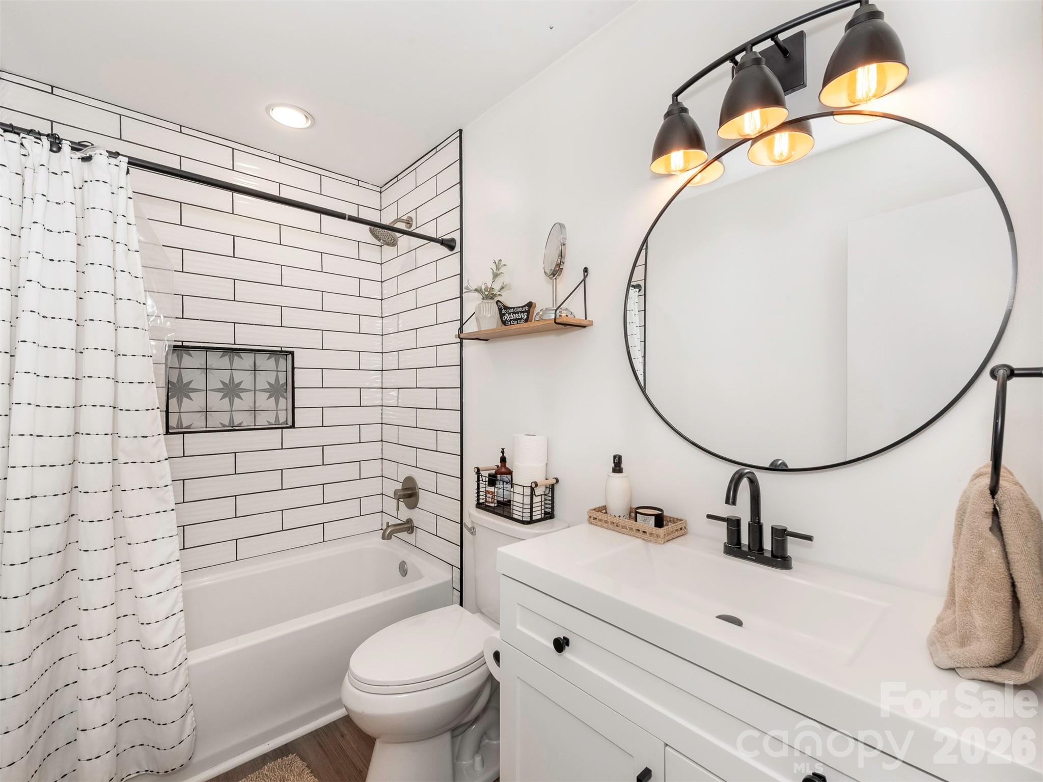 3814 Wonderland Drive — Matthews