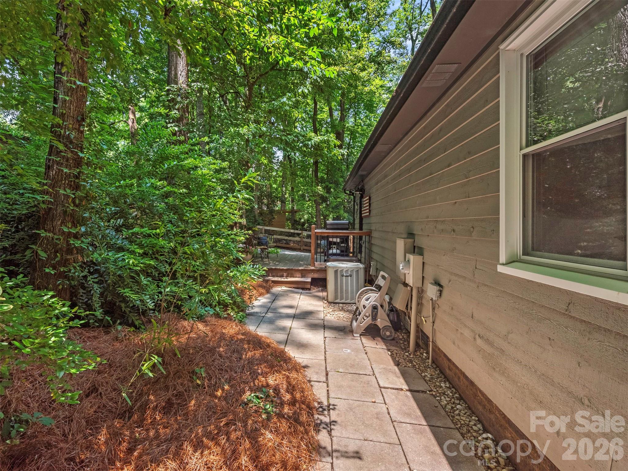 3814 Wonderland Drive — Matthews