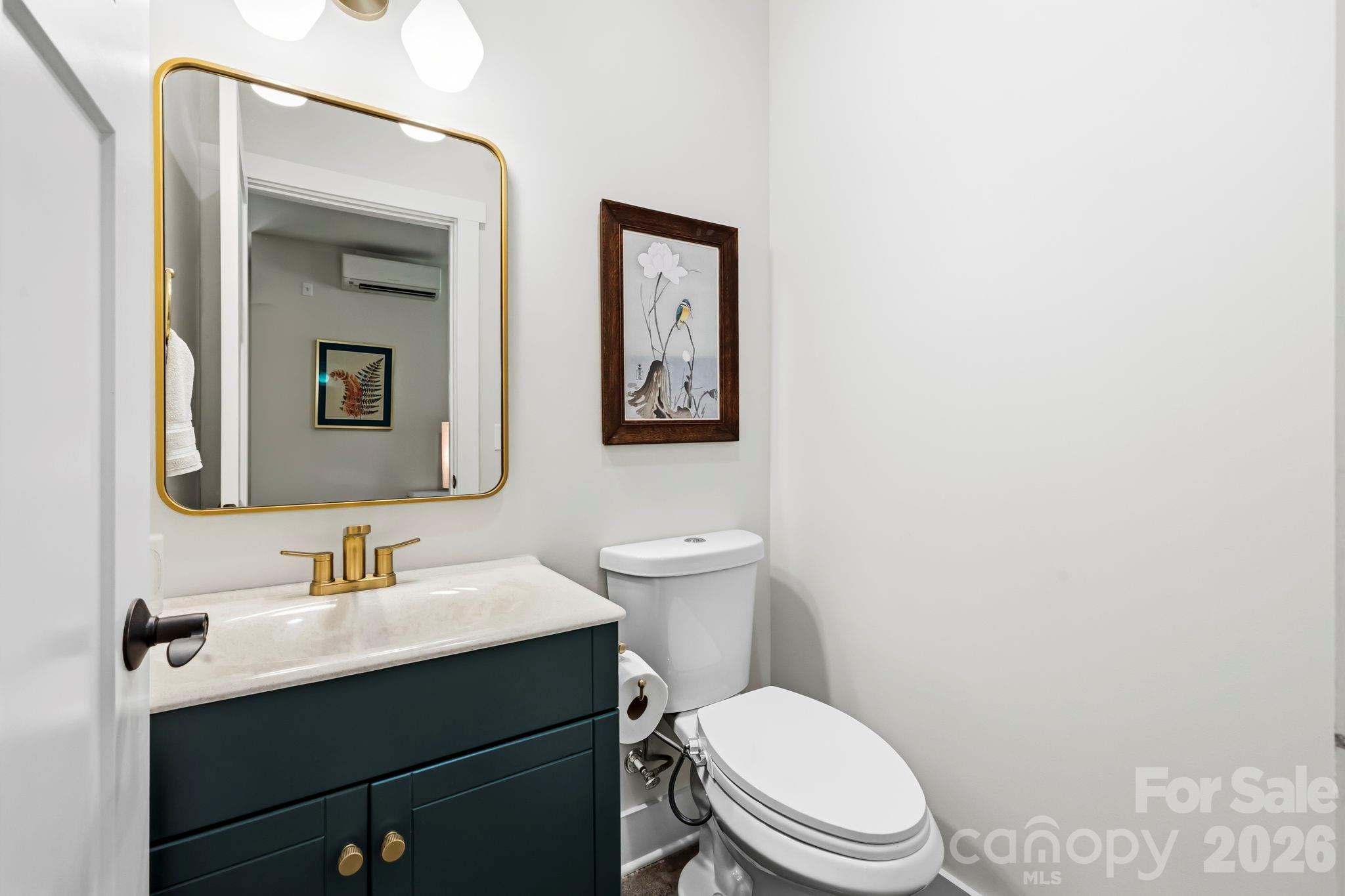 216 Hiawassee Avenue — Black Mountain
