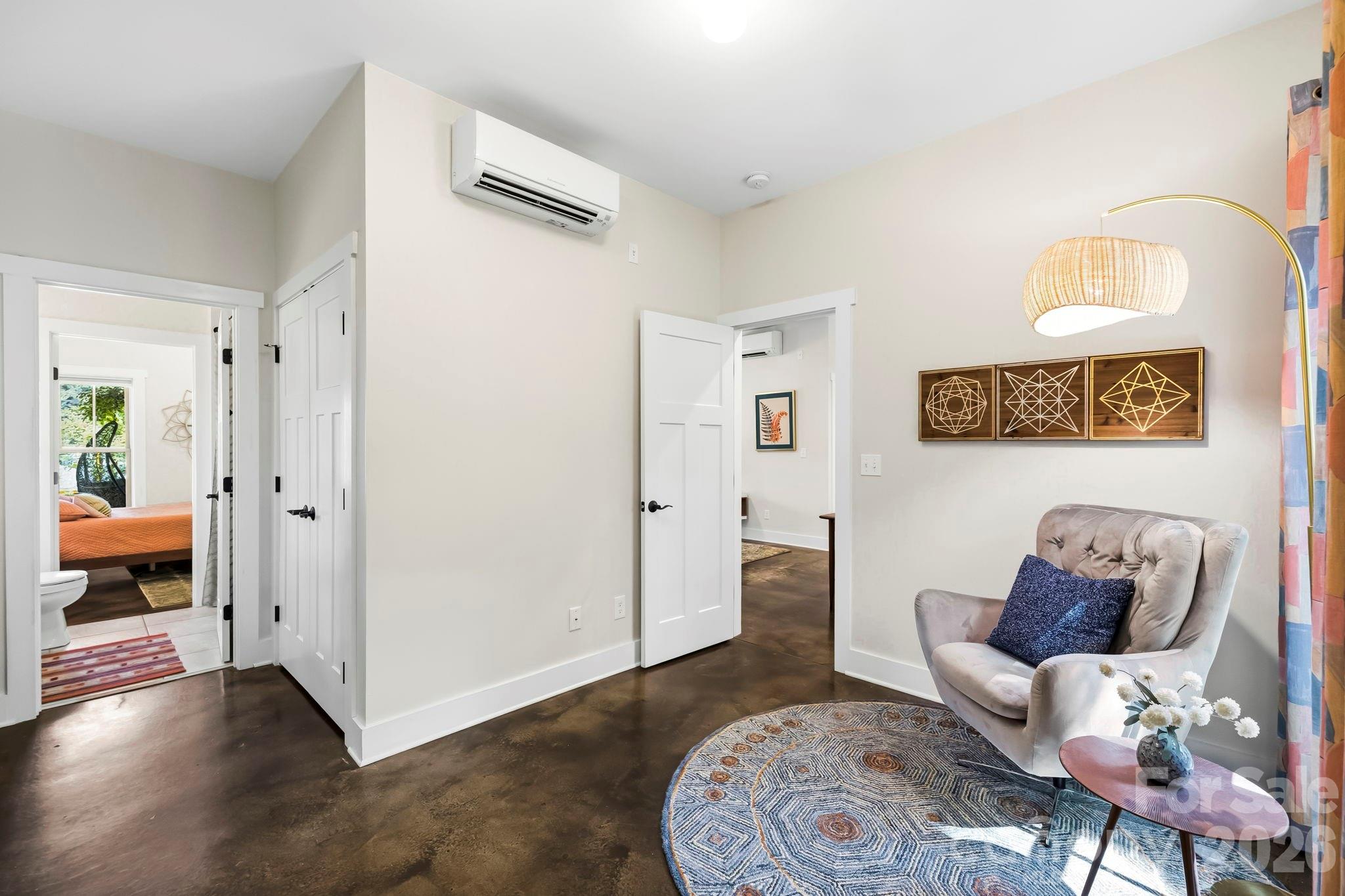 216 Hiawassee Avenue — Black Mountain