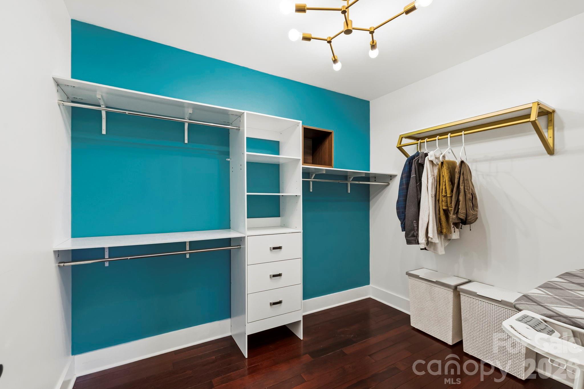 216 Hiawassee Avenue — Black Mountain
