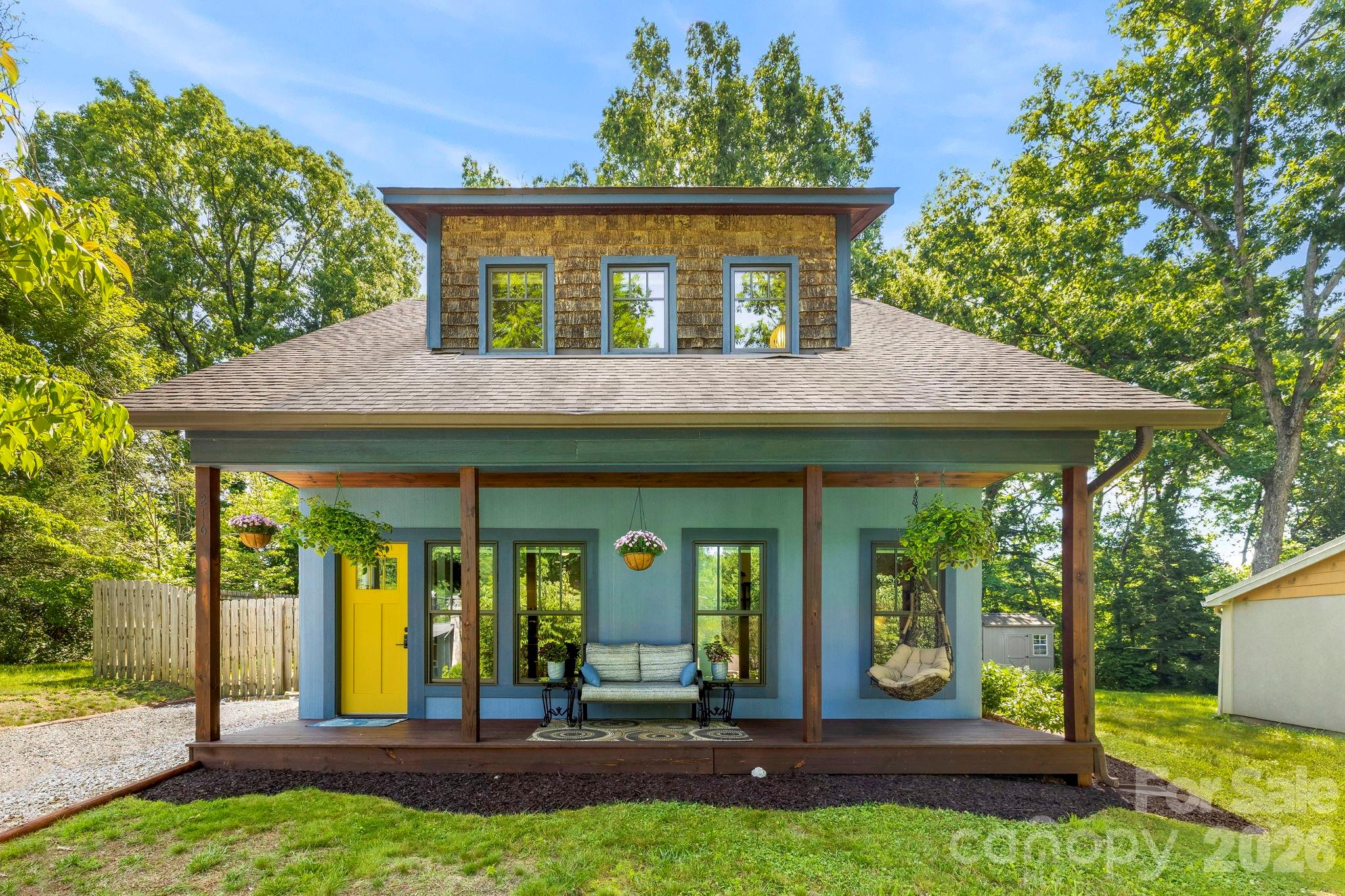 216 Hiawassee Avenue — Black Mountain