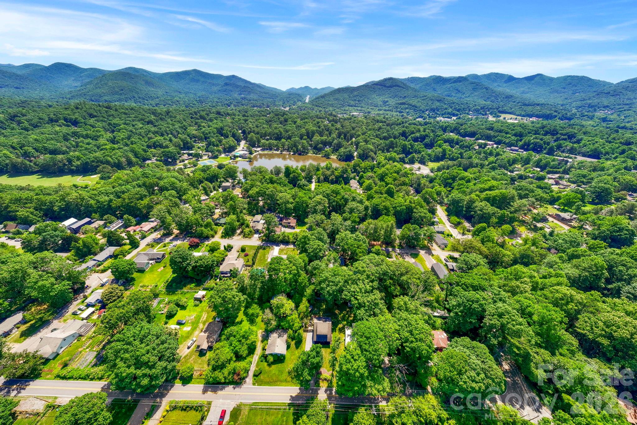 216 Hiawassee Avenue — Black Mountain