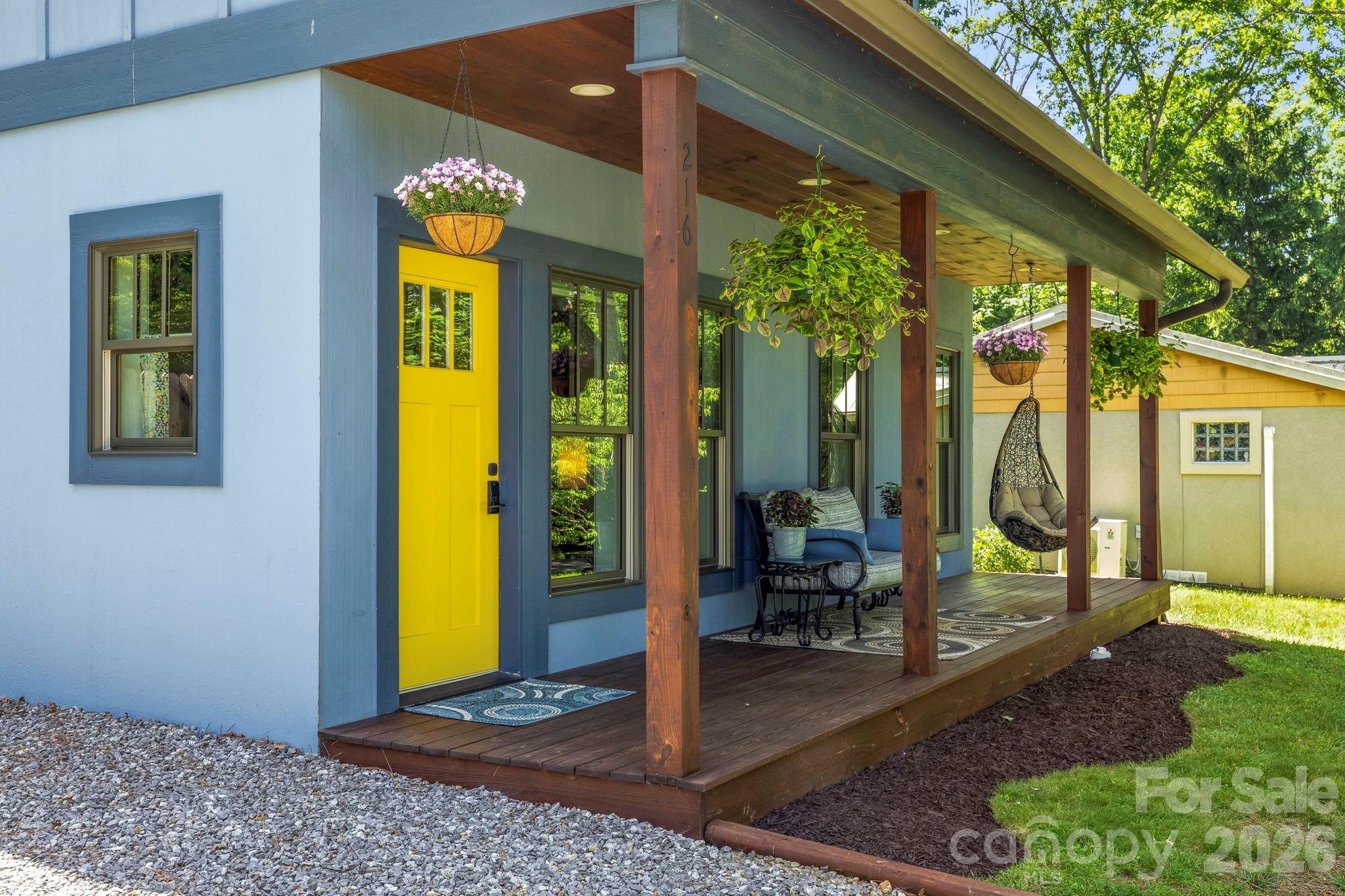 216 Hiawassee Avenue — Black Mountain
