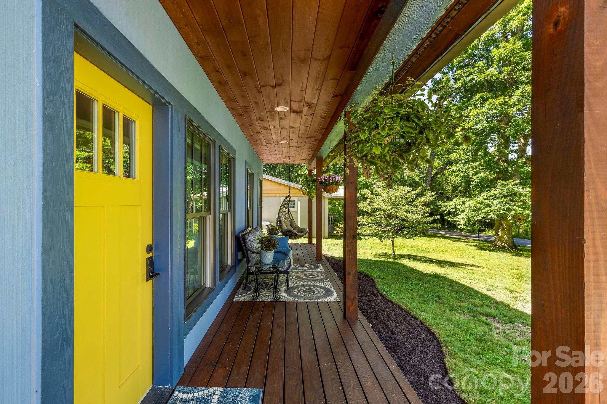 216 Hiawassee Avenue — Black Mountain
