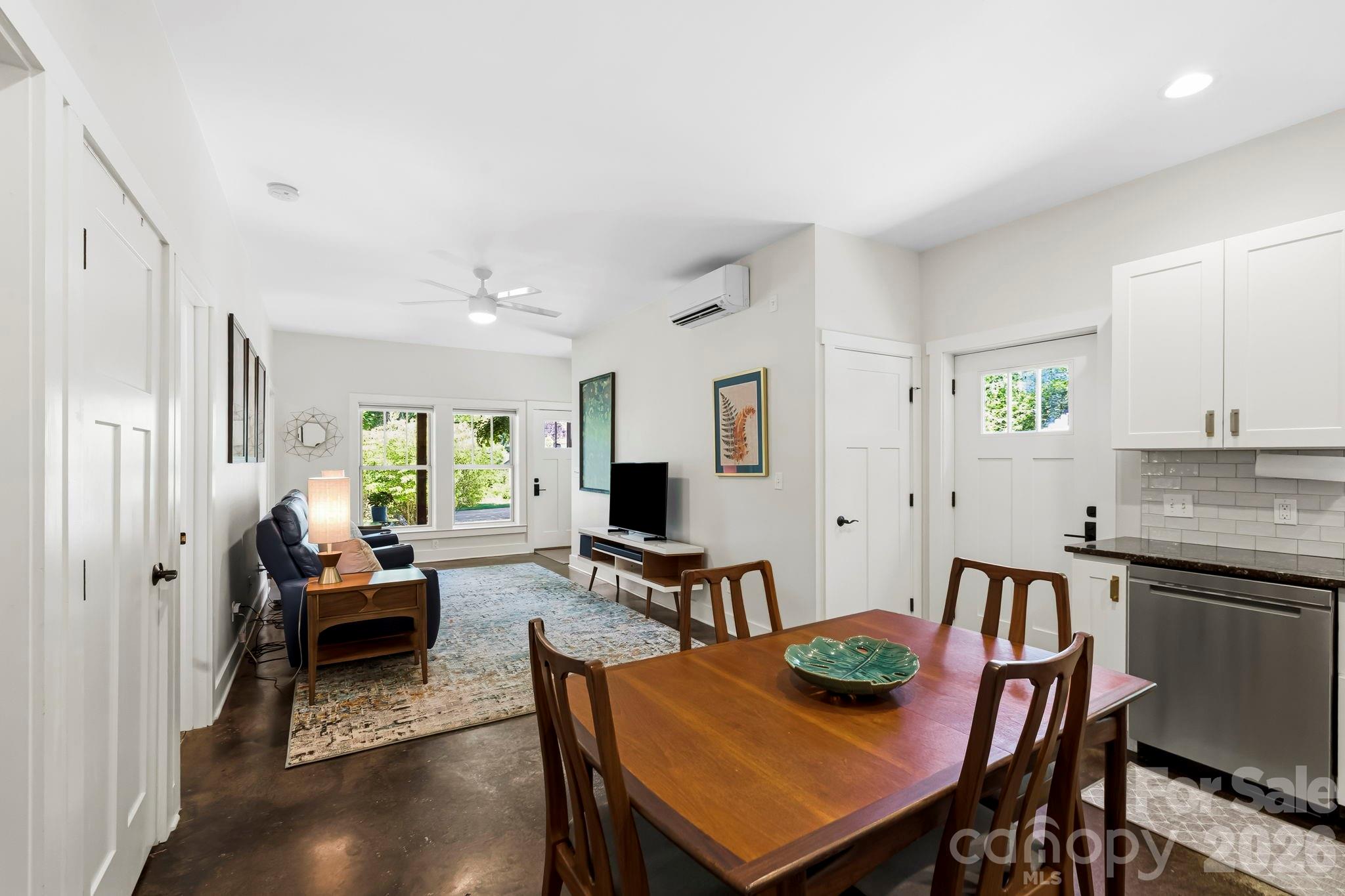 216 Hiawassee Avenue — Black Mountain