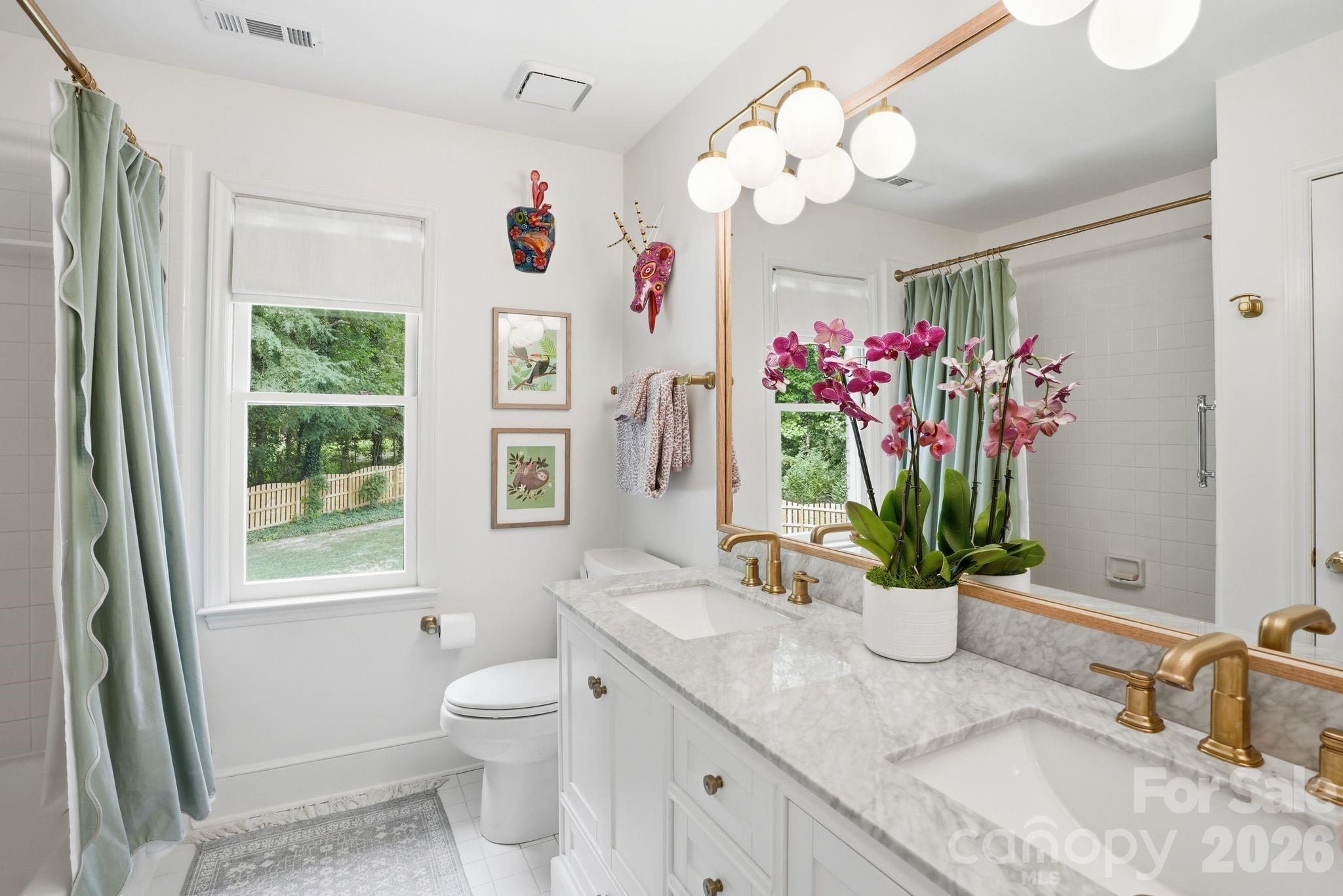 2516 Greenbrook Parkway — Matthews