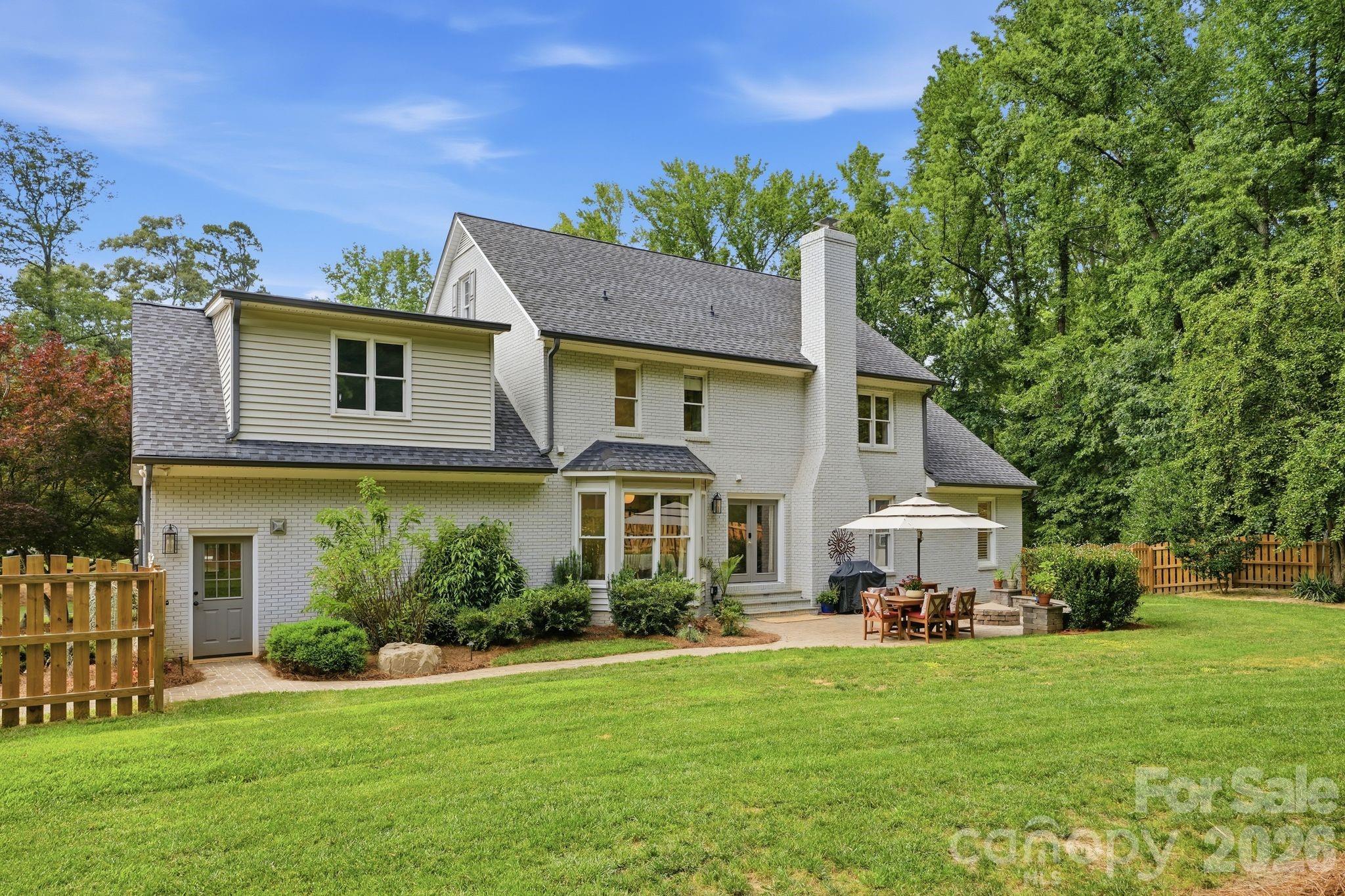 2516 Greenbrook Parkway — Matthews