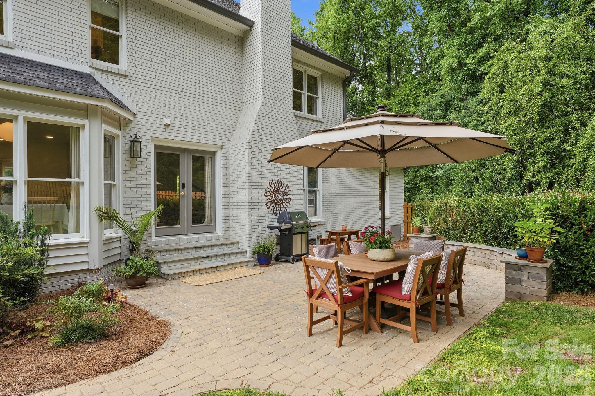 2516 Greenbrook Parkway — Matthews
