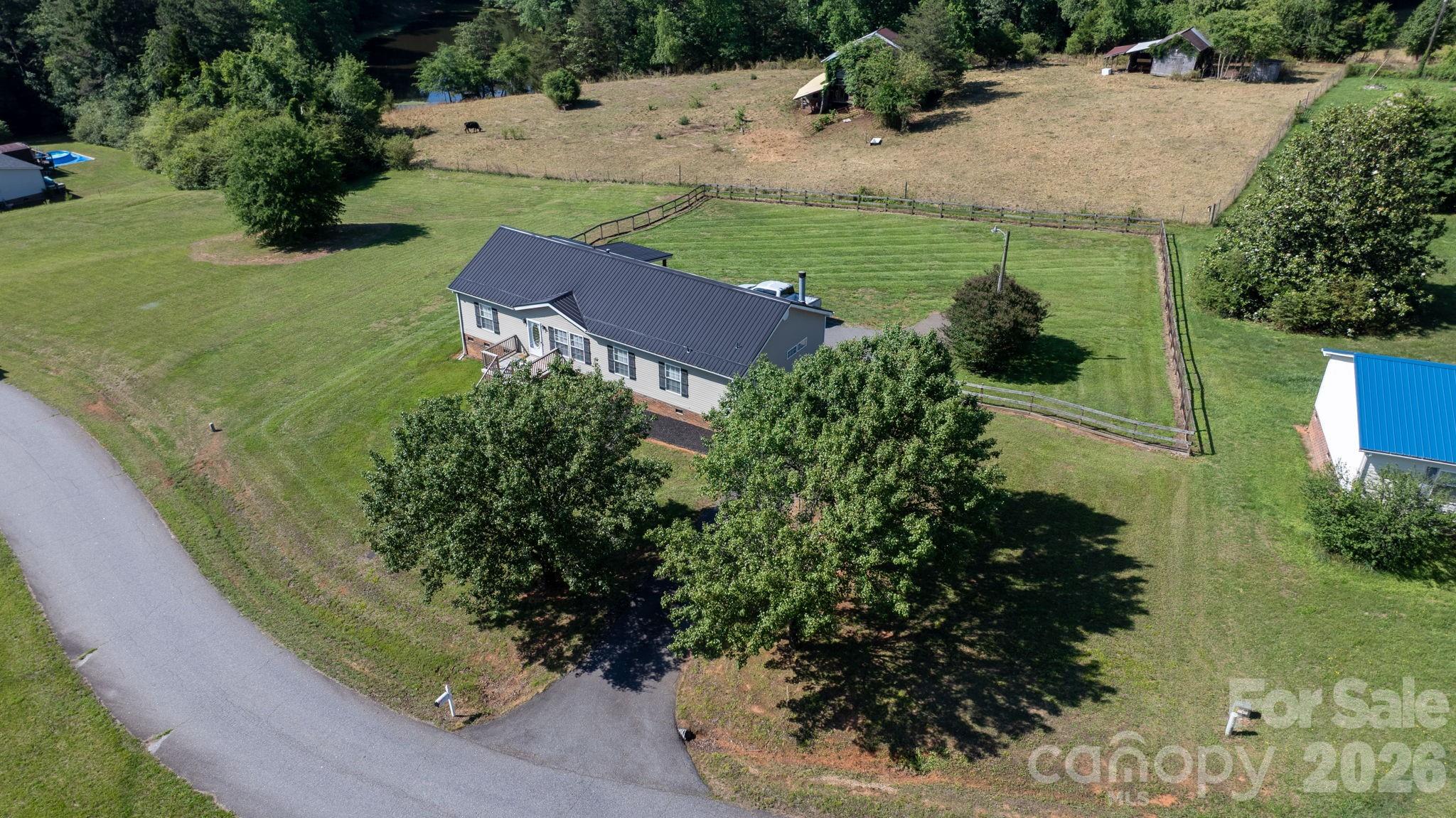 3015 Farm Pond Lane — Granite Falls
