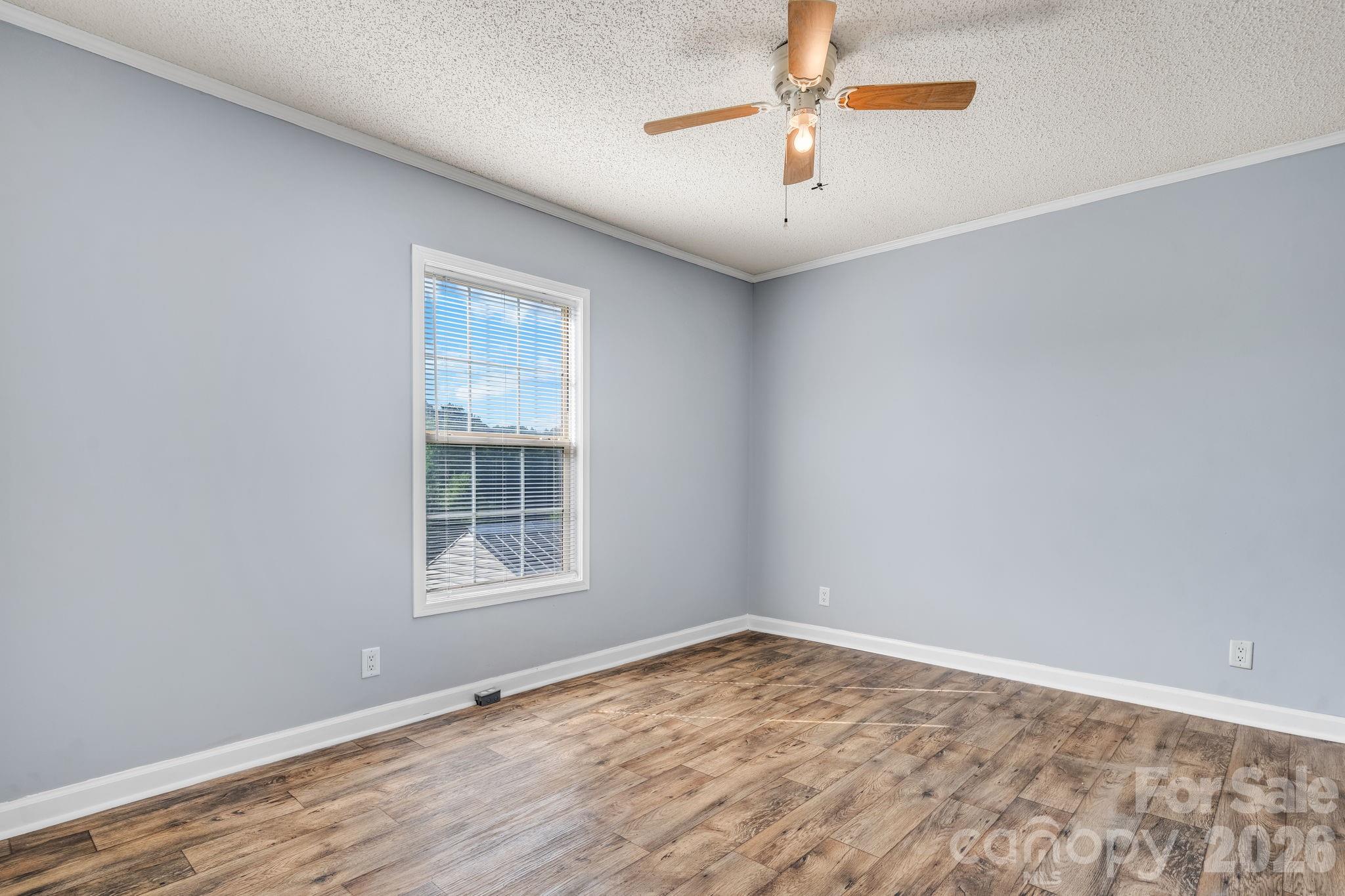 3015 Farm Pond Lane — Granite Falls