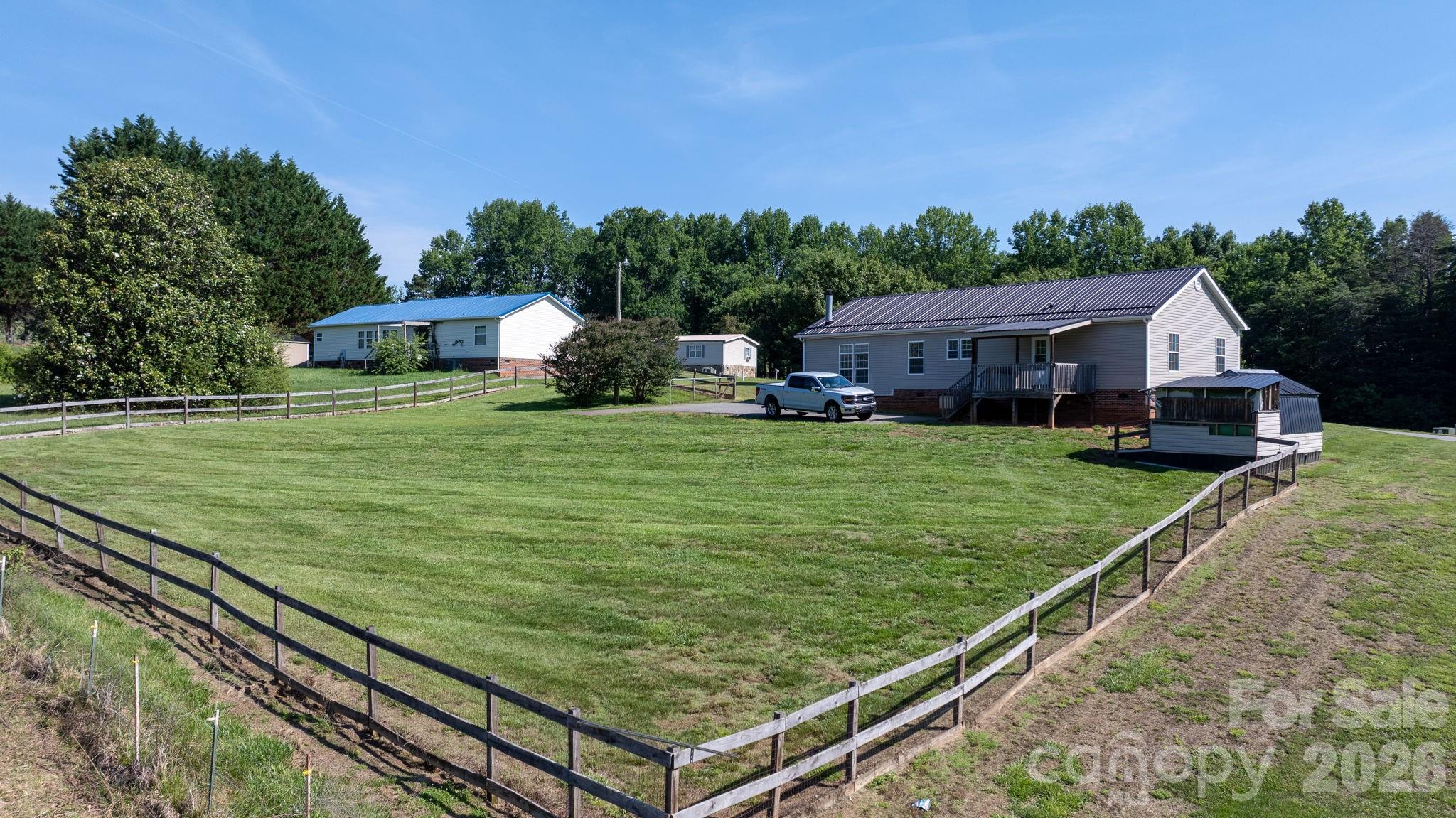 3015 Farm Pond Lane — Granite Falls