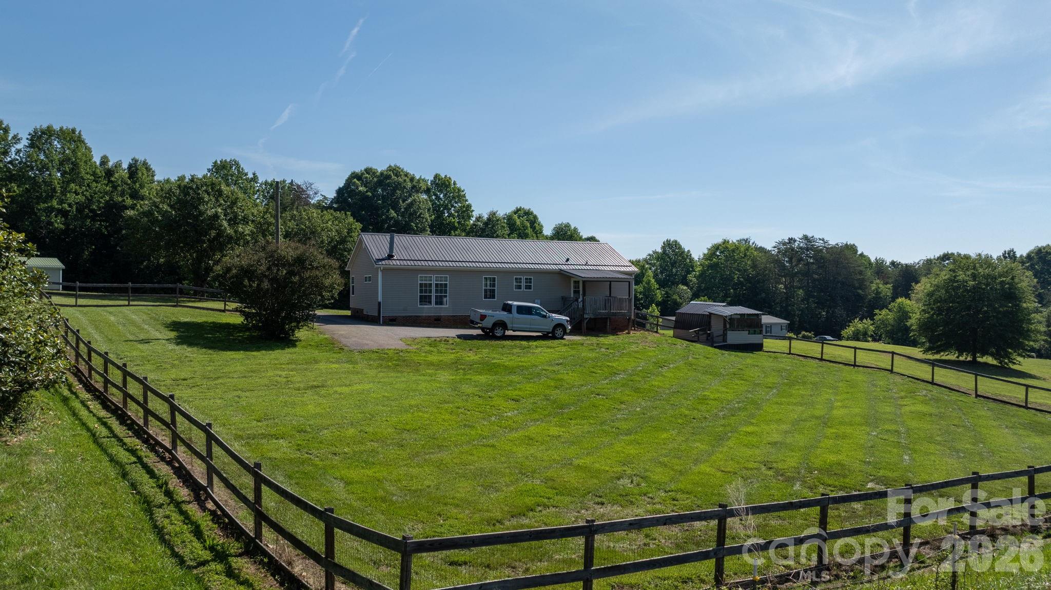 3015 Farm Pond Lane — Granite Falls