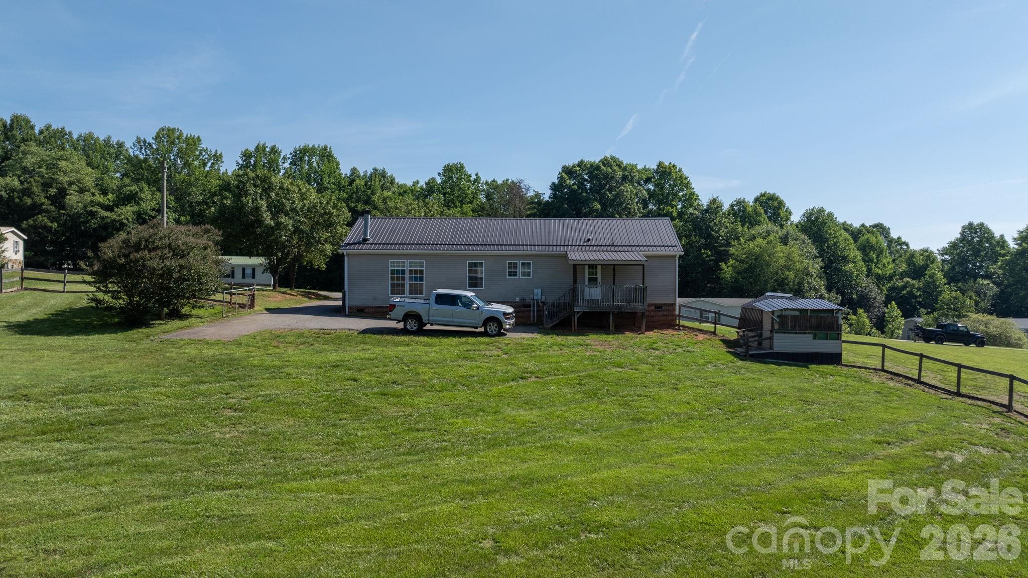 3015 Farm Pond Lane — Granite Falls