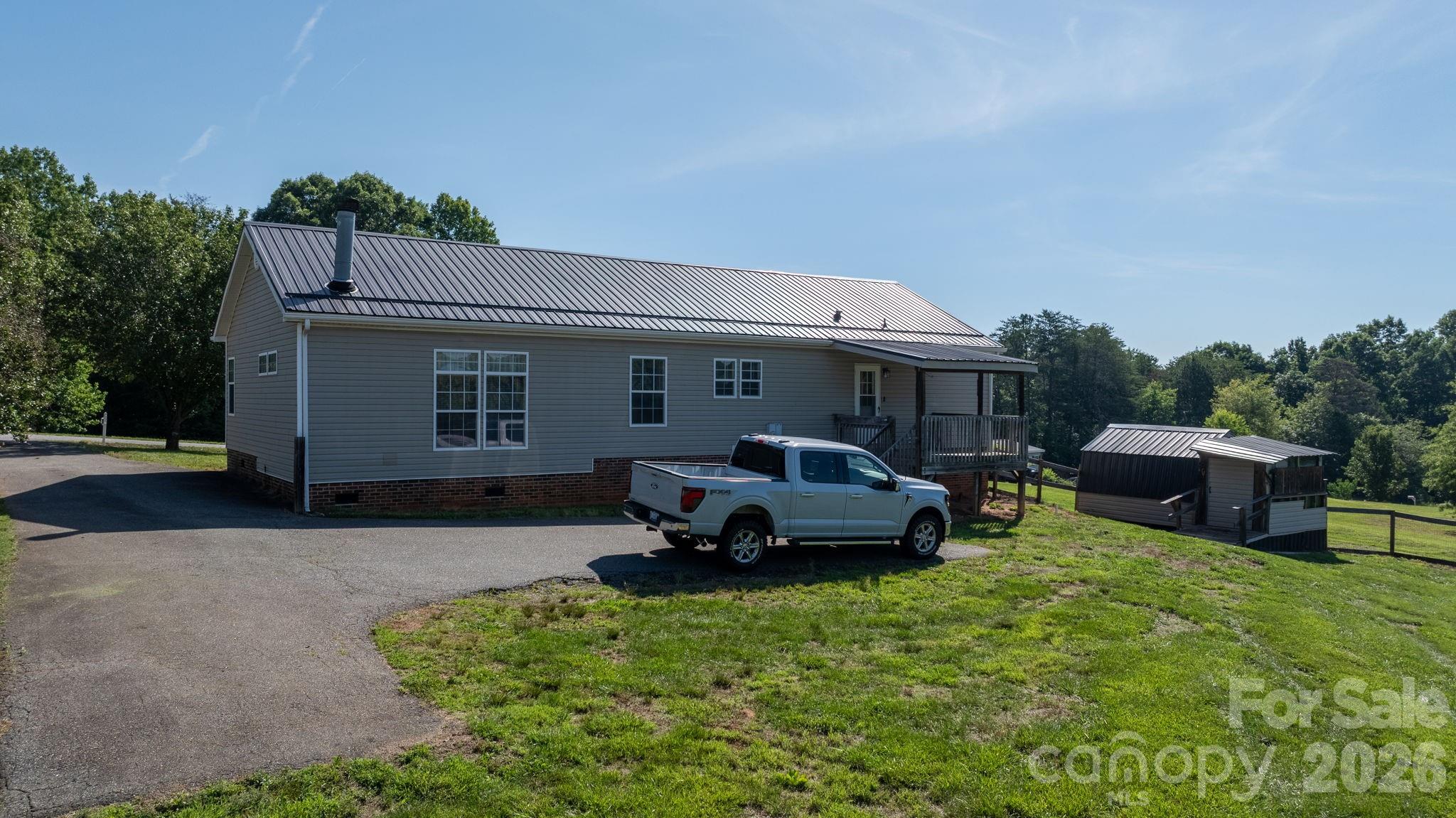 3015 Farm Pond Lane — Granite Falls
